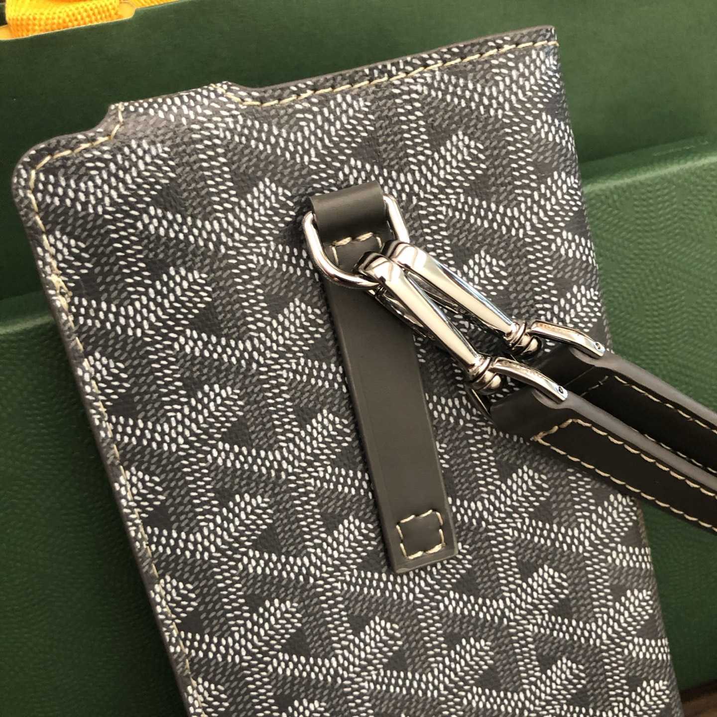 Goyard Montmartre GM Case - DopestKickz