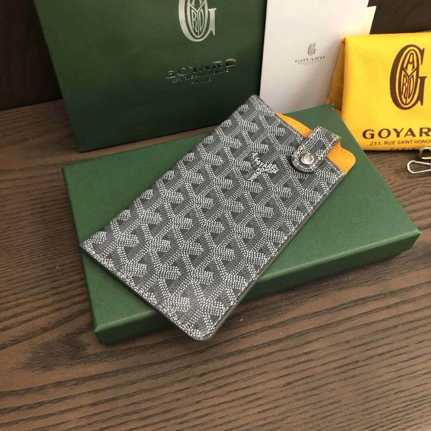 Goyard Montmartre GM Case - DopestKickz