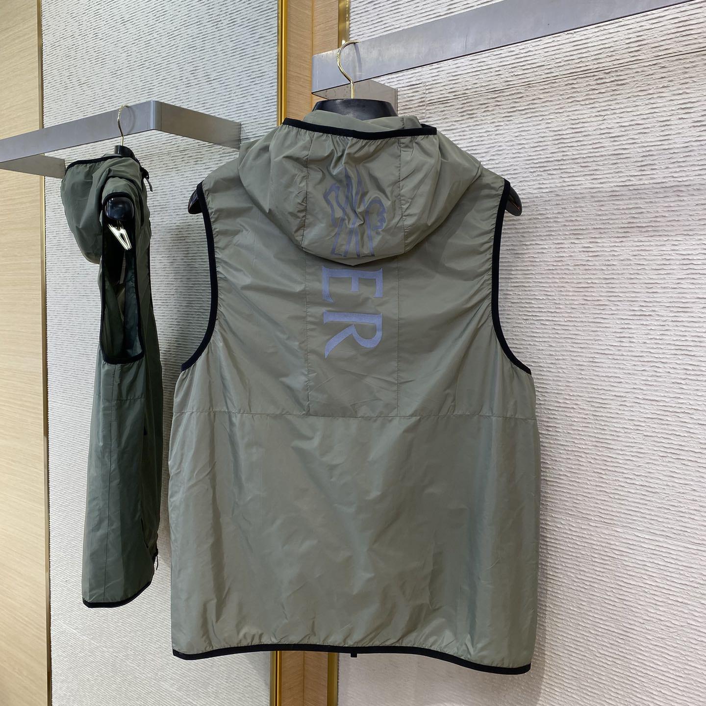 Moncler Moretan Hooded Gilet  - DopestKickz