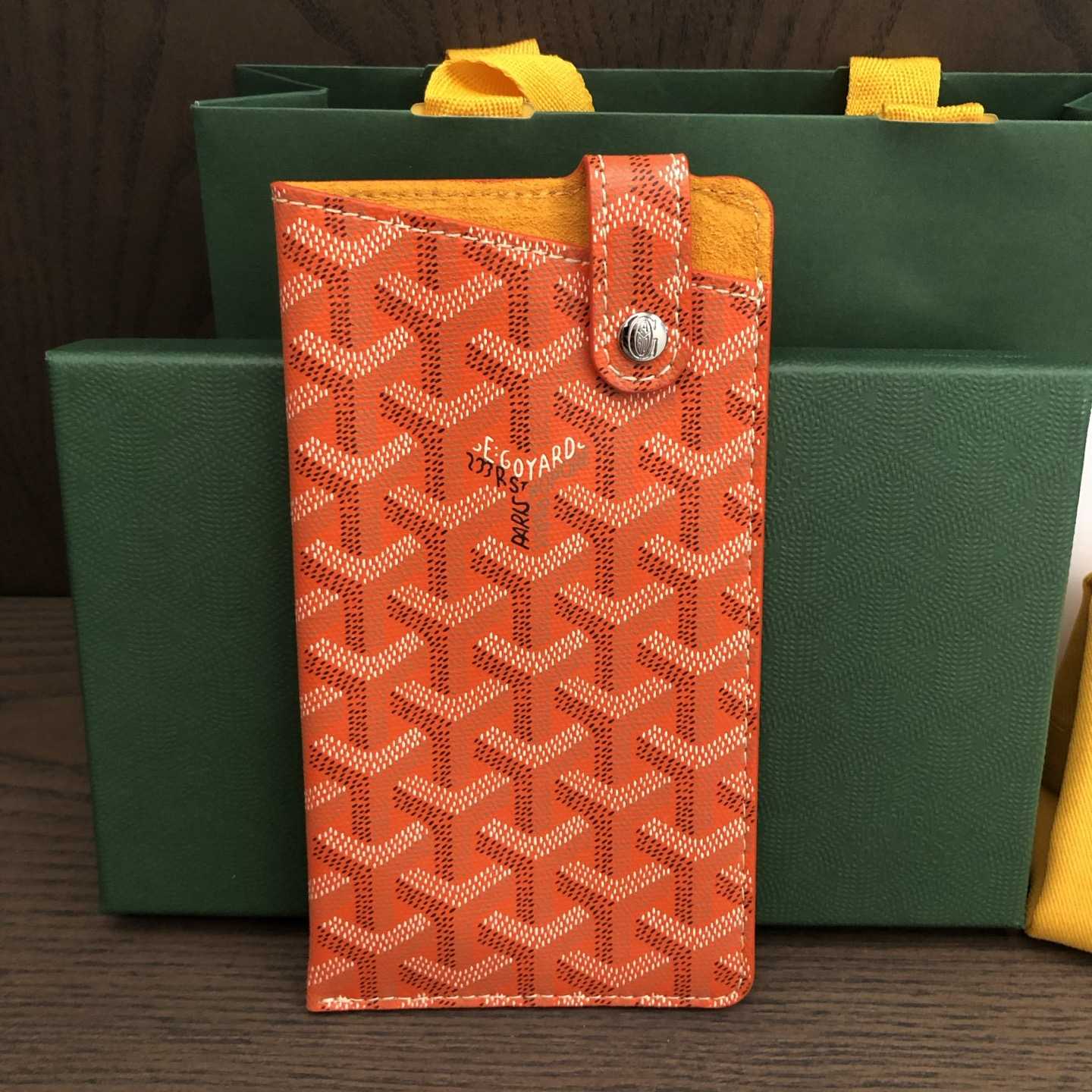 Goyard Montmartre GM Case - DopestKickz