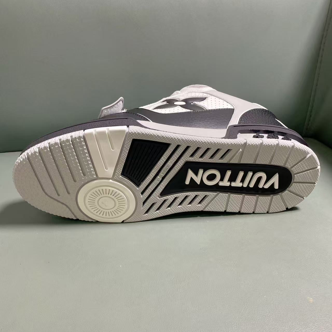 Louis Vuitton LV Trainer Sneaker   1AHTDF - DopestKickz