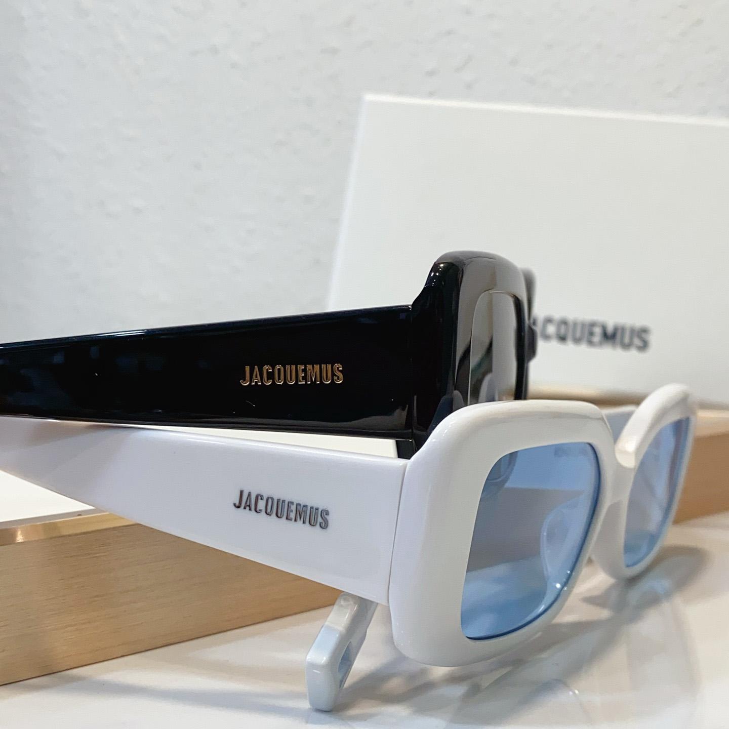 Jacquemus ROND CARRE Sunglasses - DopestKickz