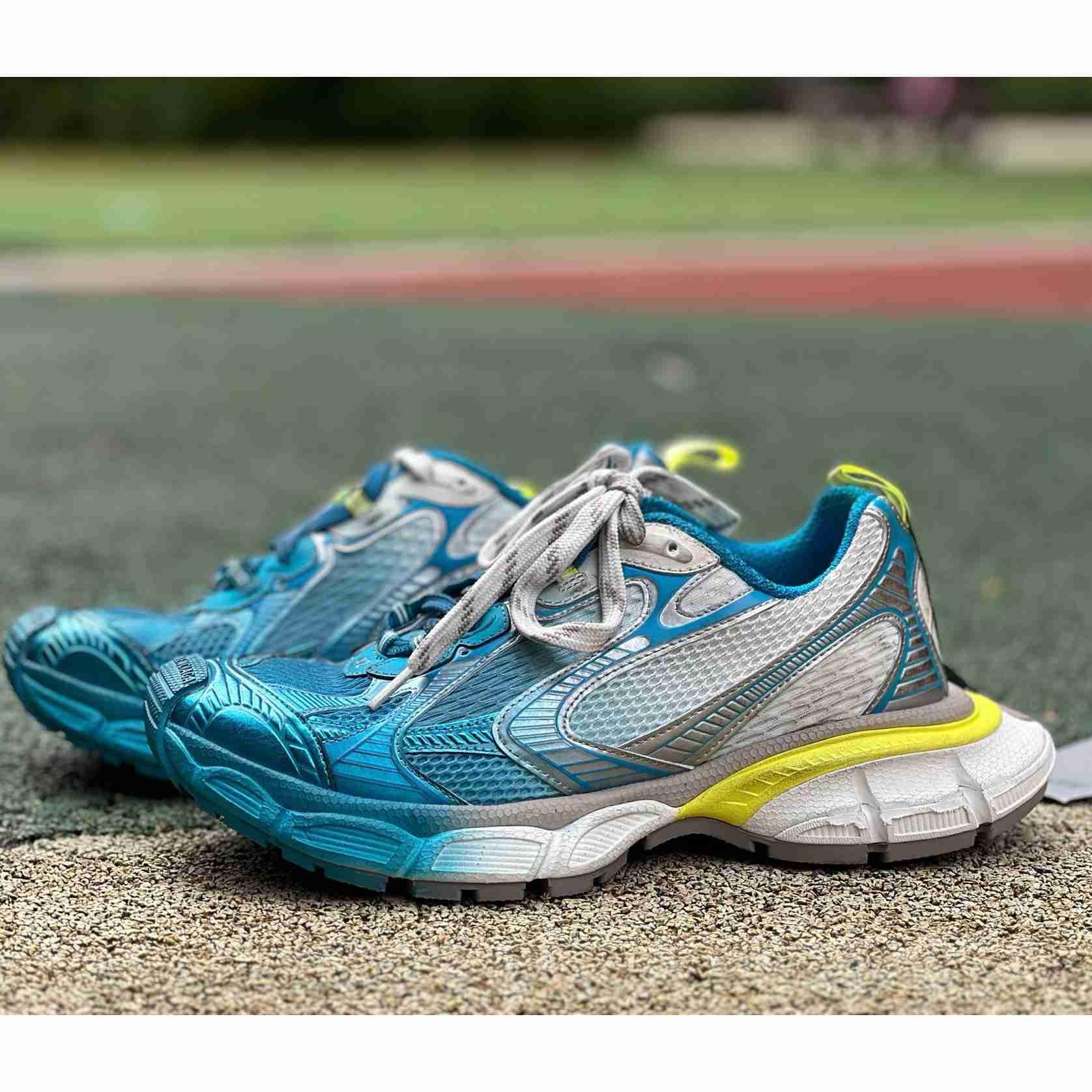 Balenciaga 3XL Toe Spray Sneaker In white, blue and yellow - DopestKickz