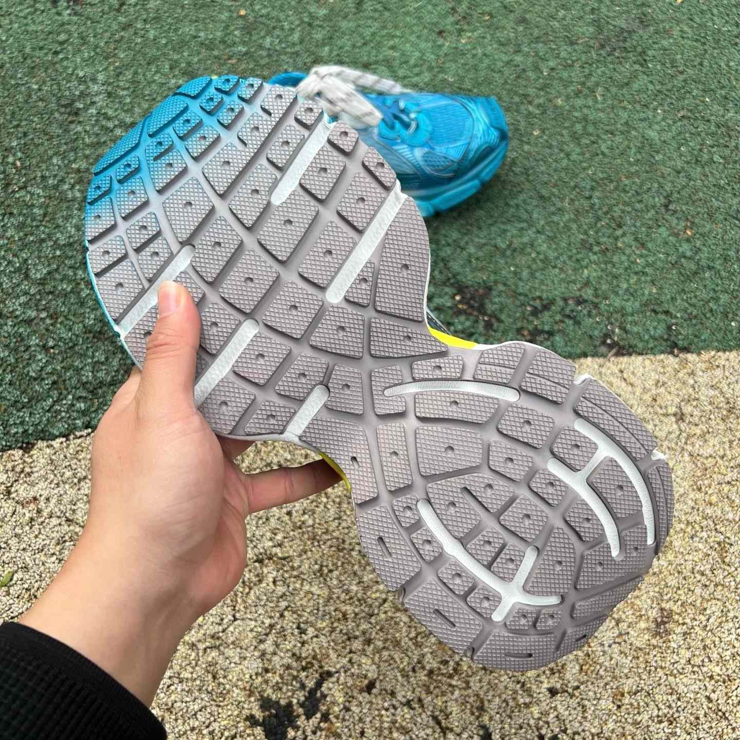 Balenciaga 3XL Toe Spray Sneaker In white, blue and yellow - DopestKickz