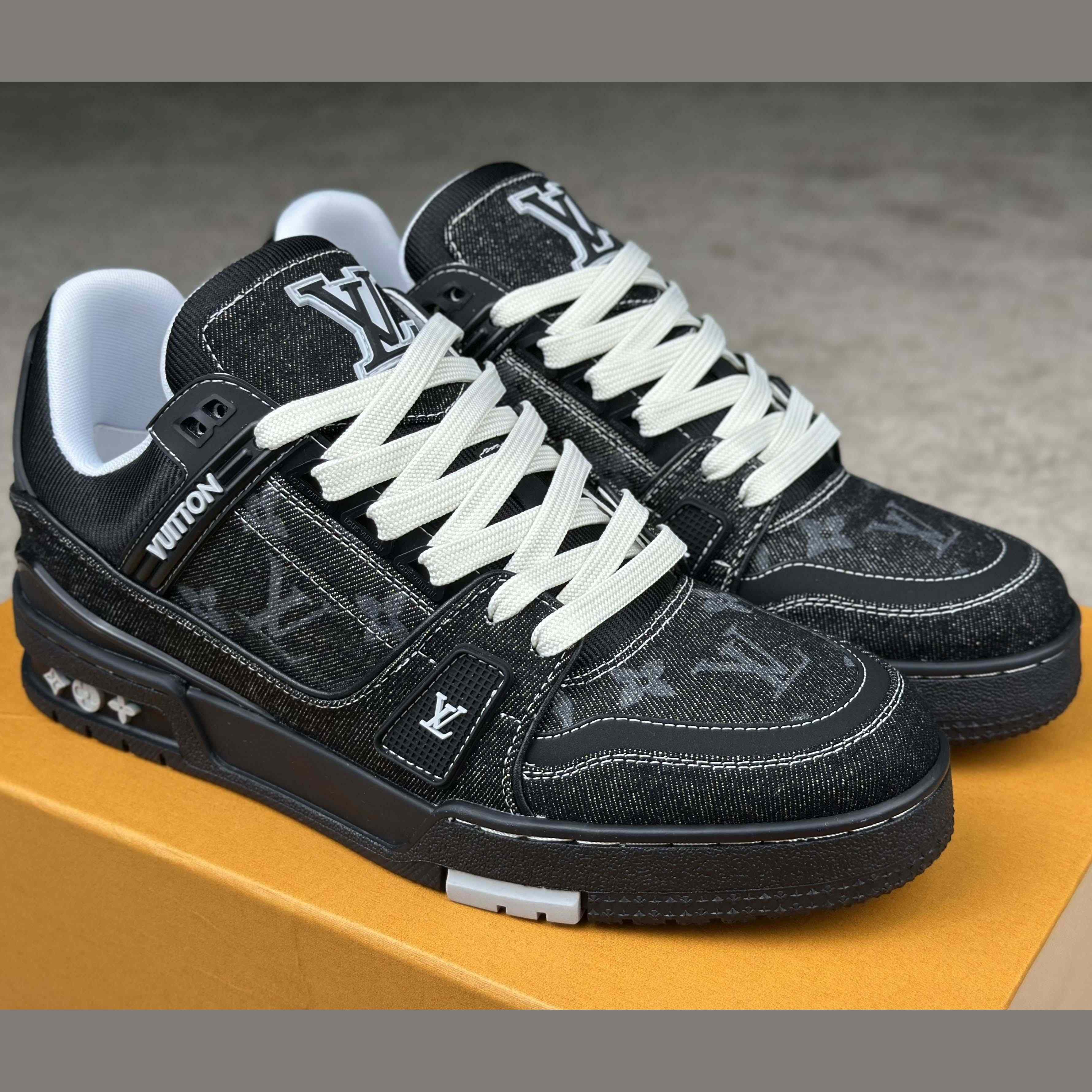 Louis Vuitton LV Trainer Sneaker   1AHSZJ - DopestKickz