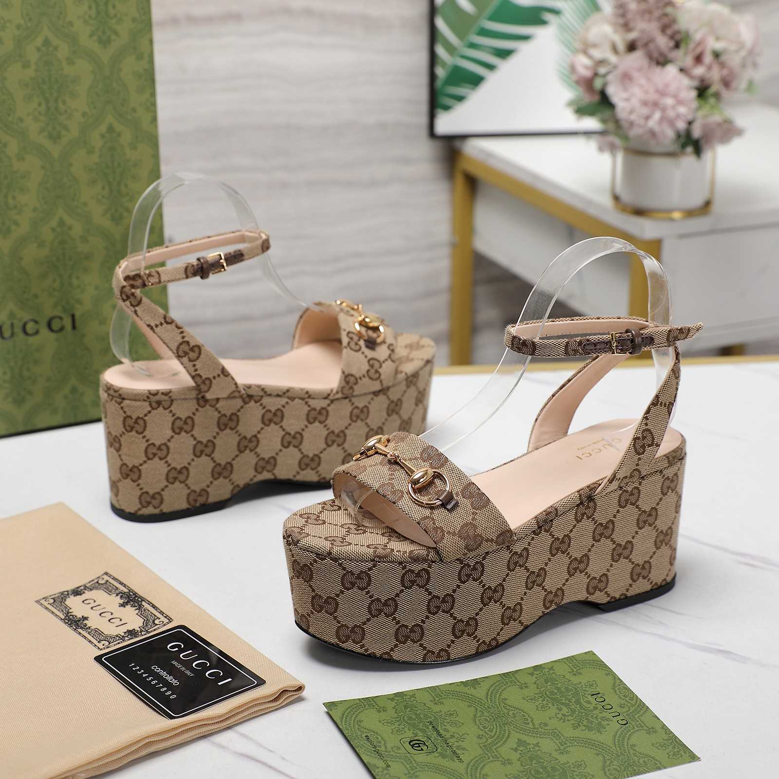 Gucci Women's Horsebit flatform Sandal - DopestKickz