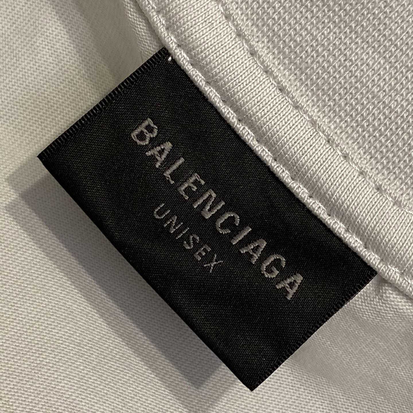 Balenciaga Men's White Oversized Key Crest T-Shirt - DopestKickz
