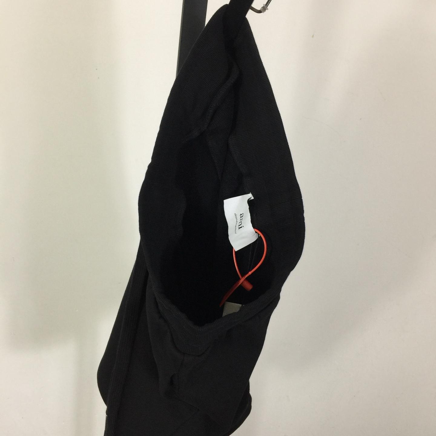 Ami De Embroidered Shorts - DopestKickz