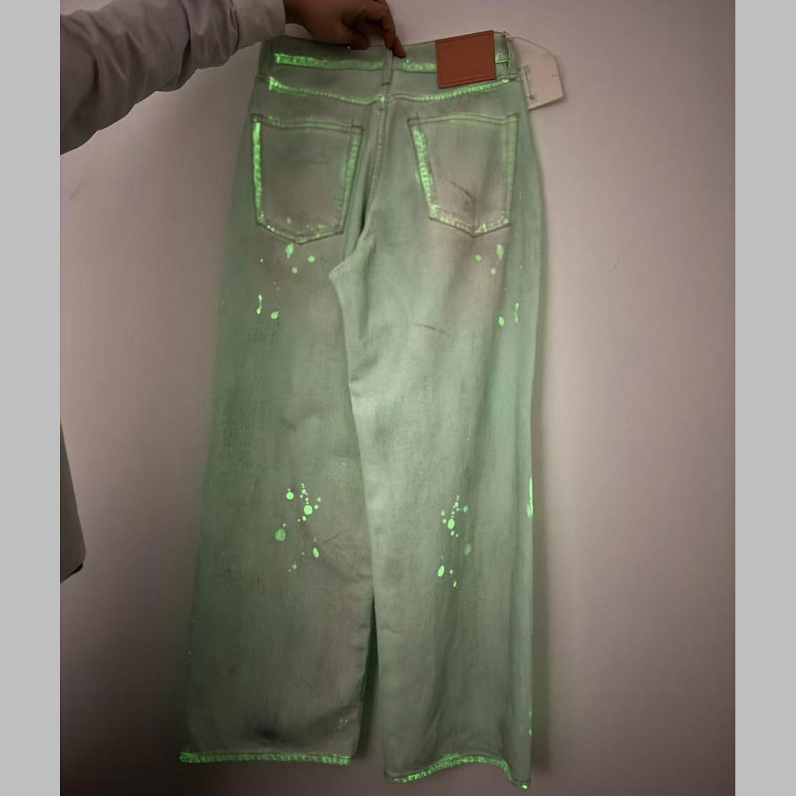 Acne Studios Loose Fit Jeans - 1981M - DopestKickz