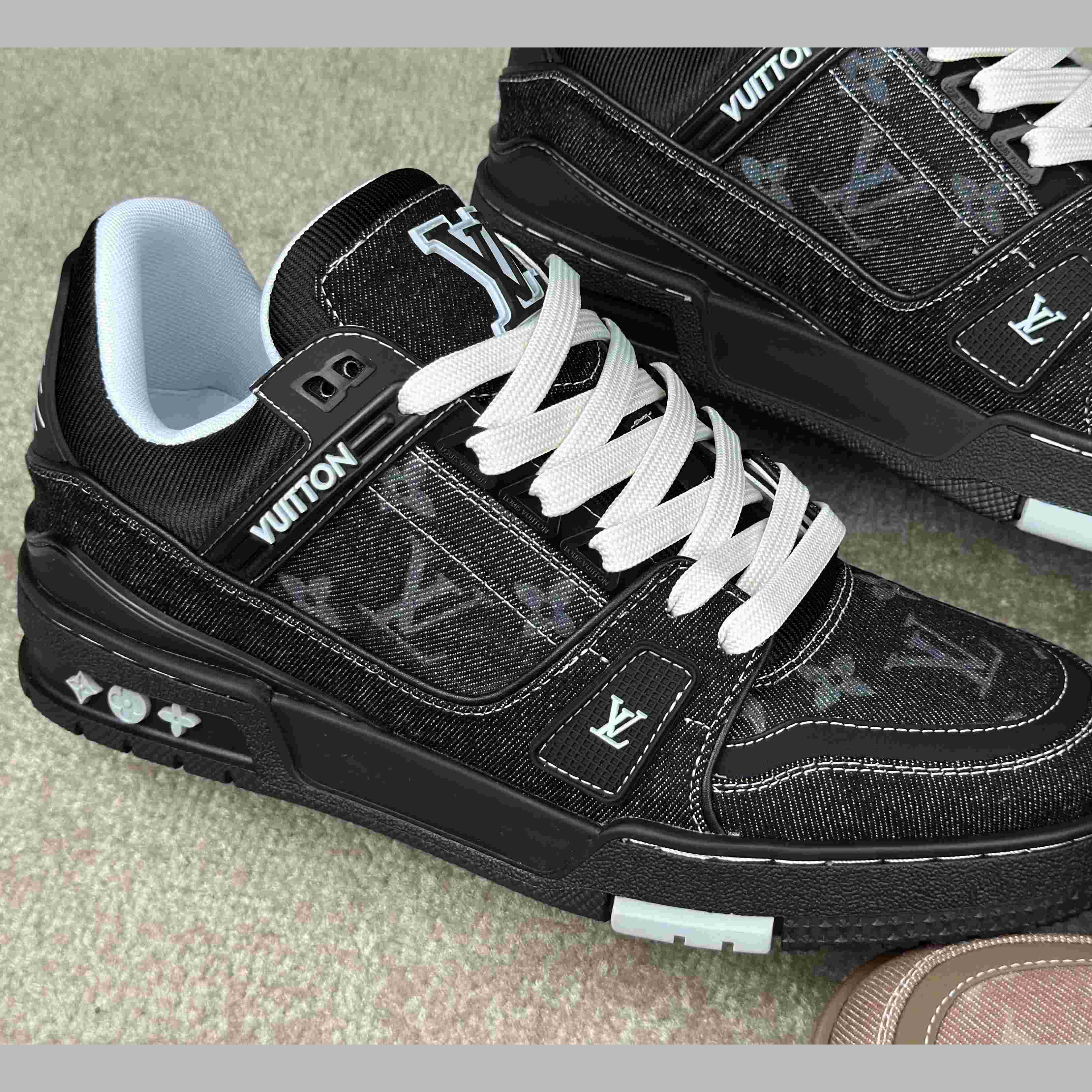 Louis Vuitton LV Trainer Sneaker  1AHSZR - DopestKickz