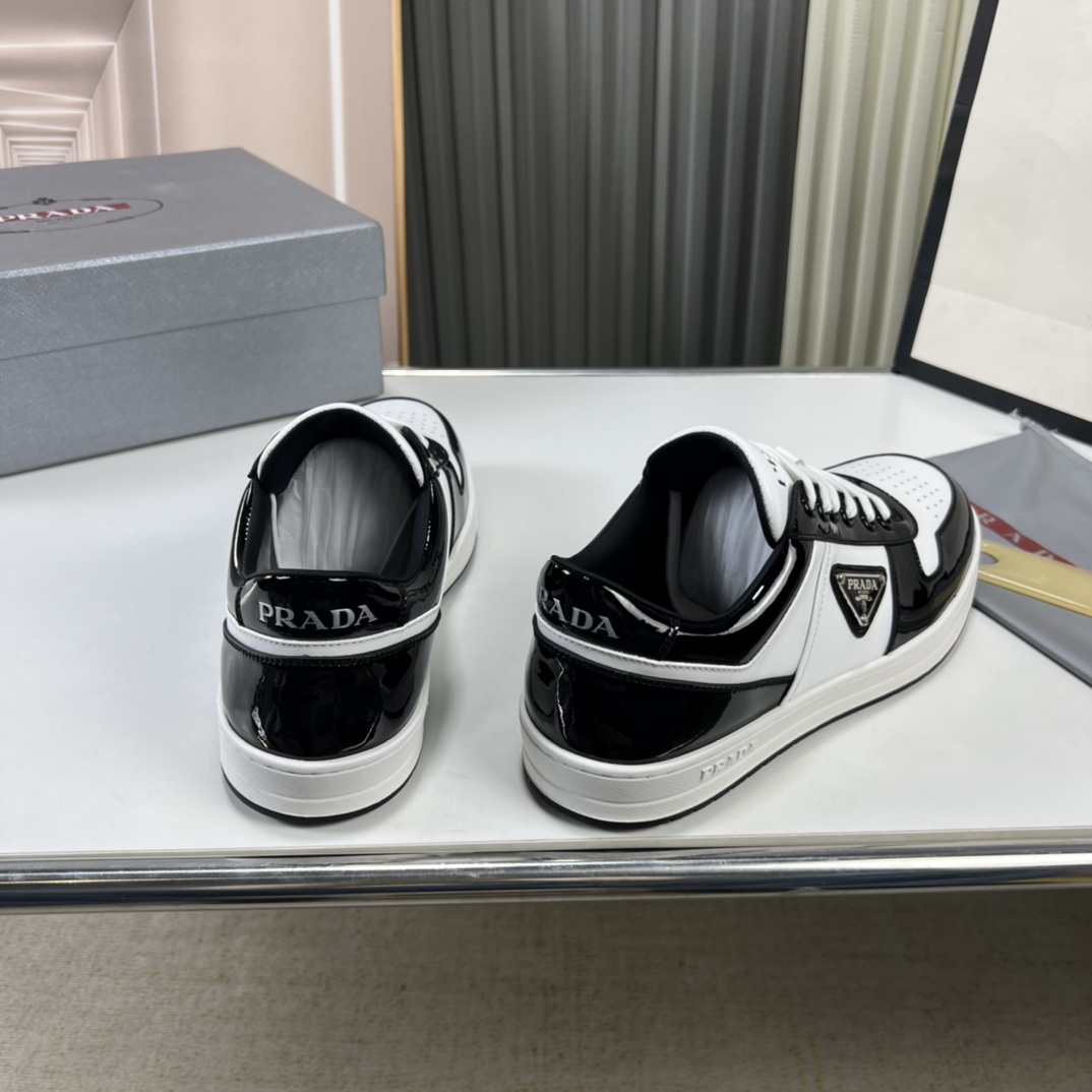 Prada Downtown triangle-logo Sneakers - DopestKickz