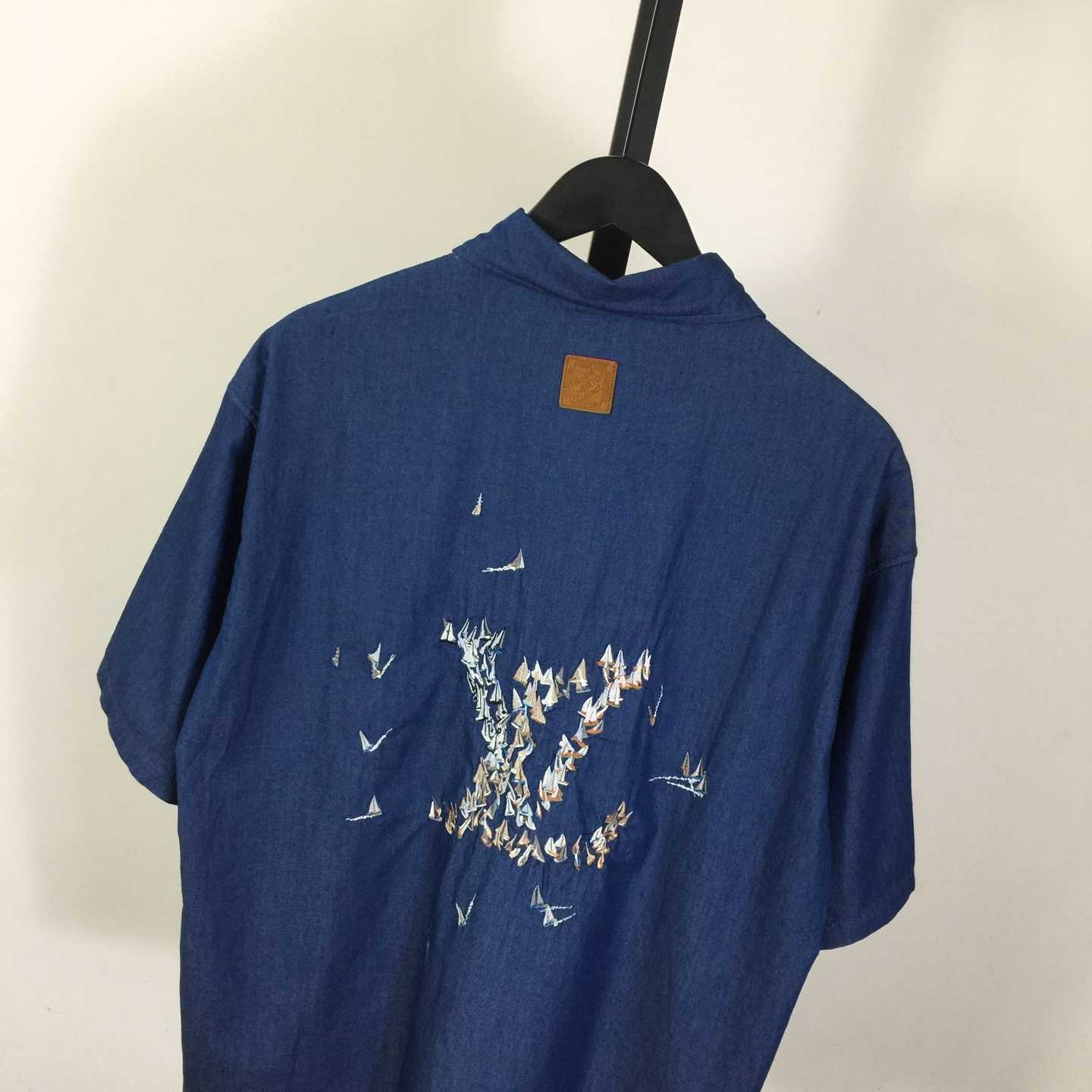 Louis Vuitton Embroidered Chambray Short-Sleeved Shirt   1AHVVX - DopestKickz