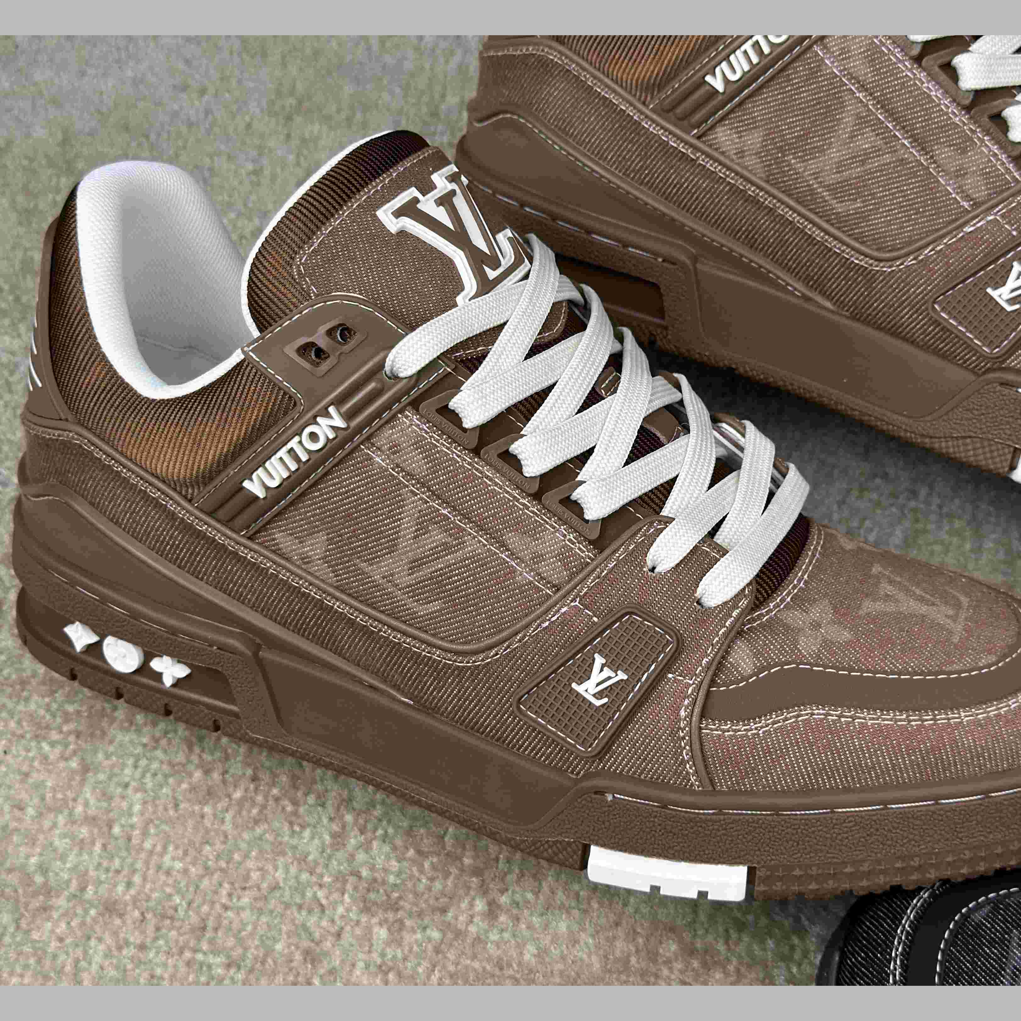 Louis Vuitton LV Trainer Sneaker  1AHT23 - DopestKickz