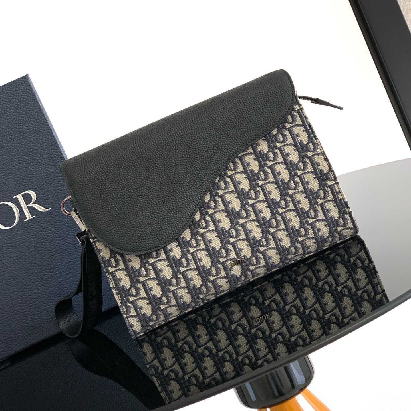 Dior Saddle A5 Triangle Pouch  - DopestKickz