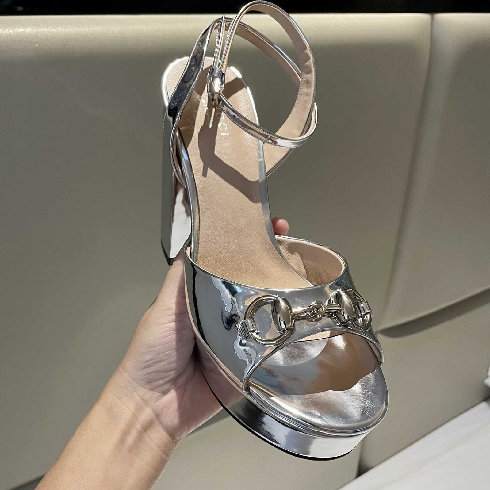 Gucci Silver Leather Sandals    11cm - DopestKickz