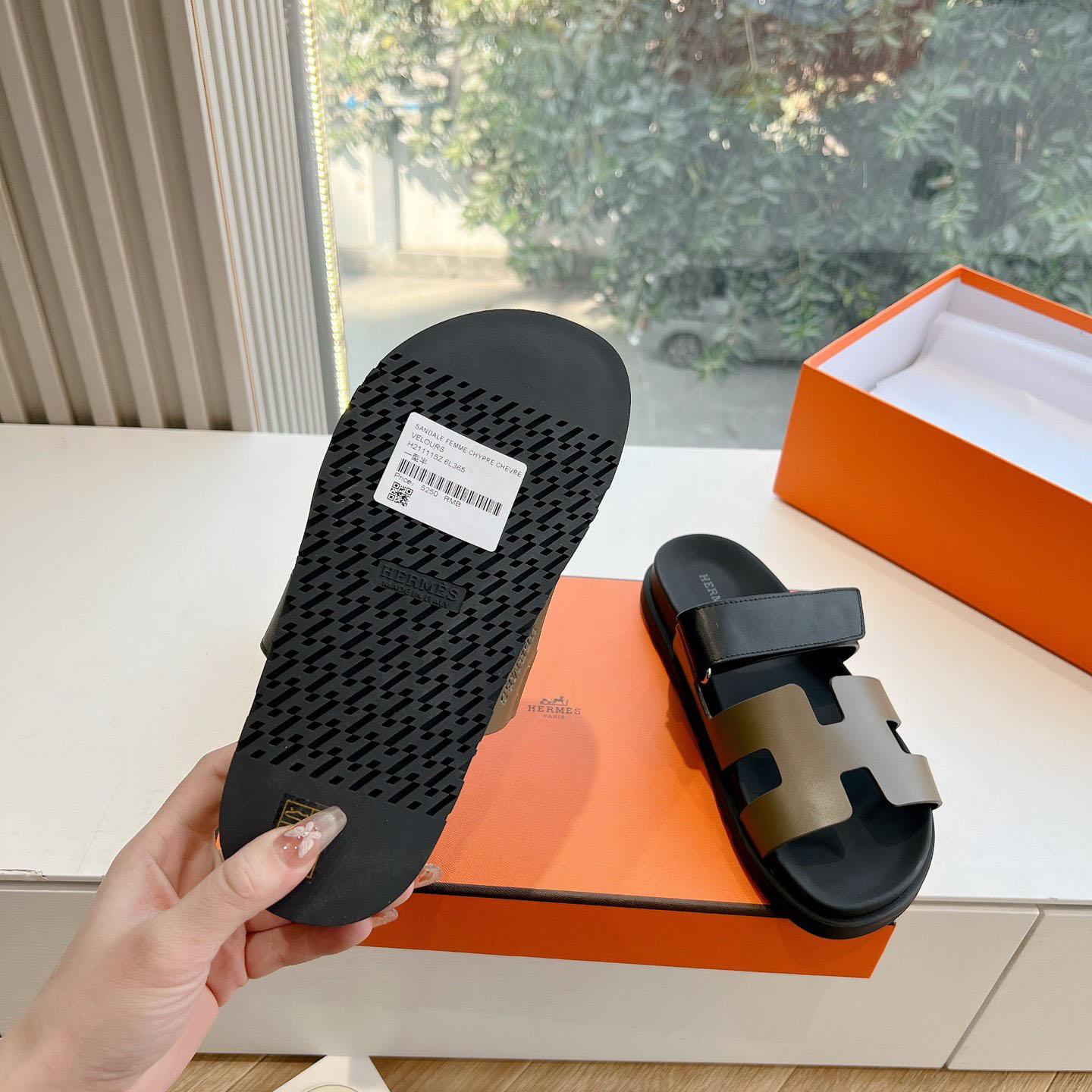 Hermes Chypre Sandal - DopestKickz