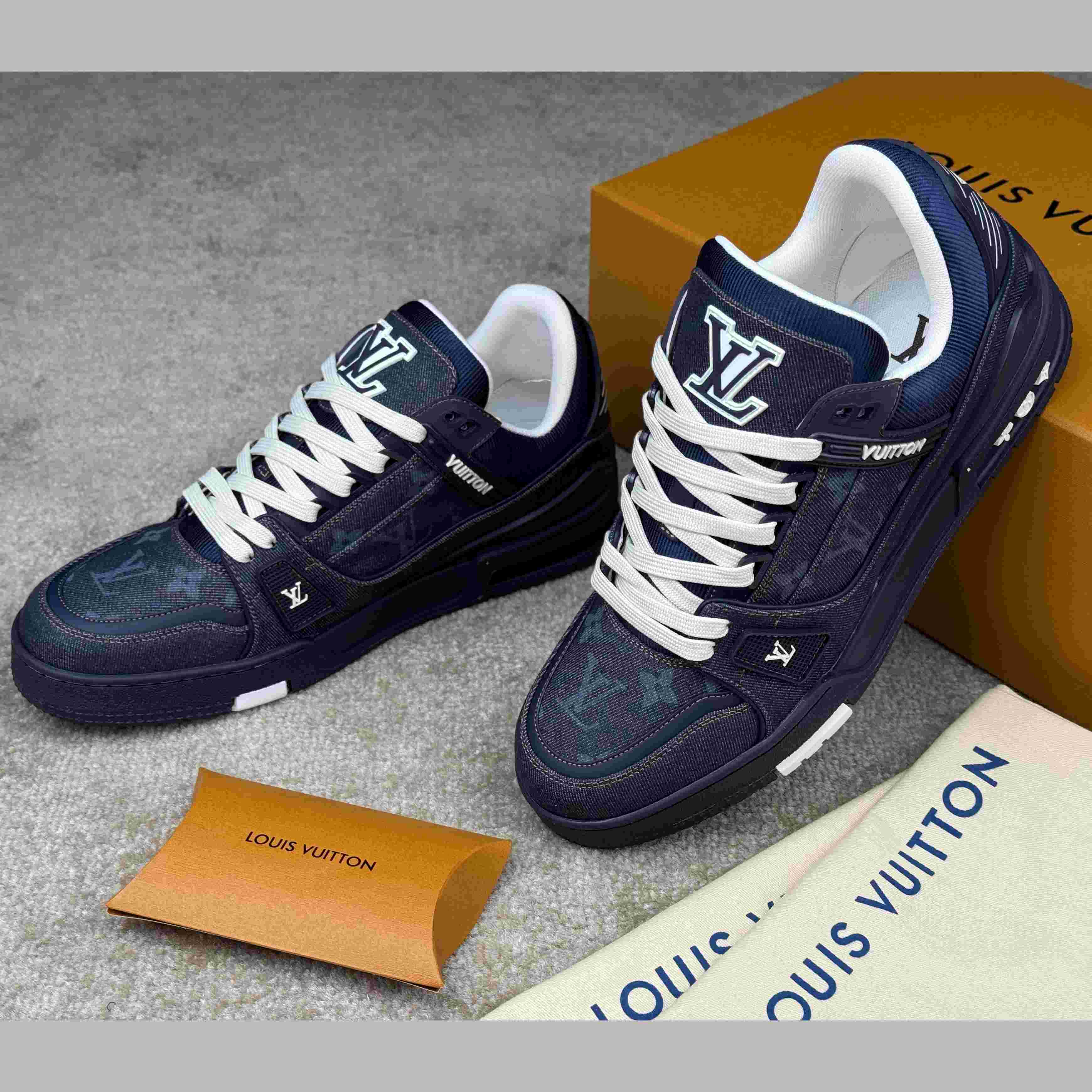 Louis Vuitton LV Trainer Sneaker  1AHT51 - DopestKickz