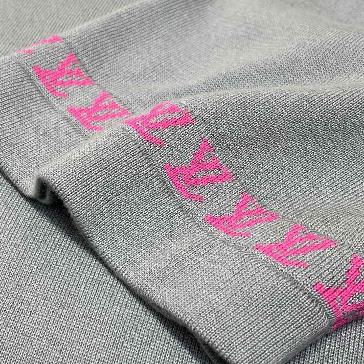 Louis Vuitton Short-Sleeved Signature Crewneck  1AHUUW - DopestKickz