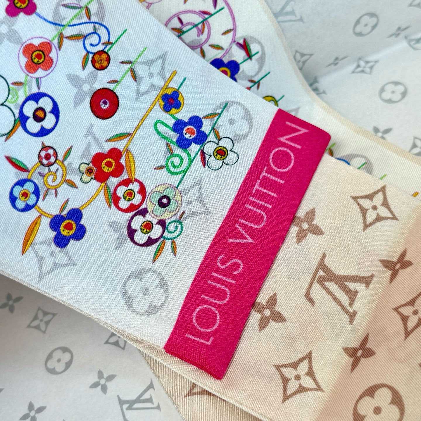 Louis Vuitton LV x TM Superflat Monogram Bandeau   M96165 - DopestKickz