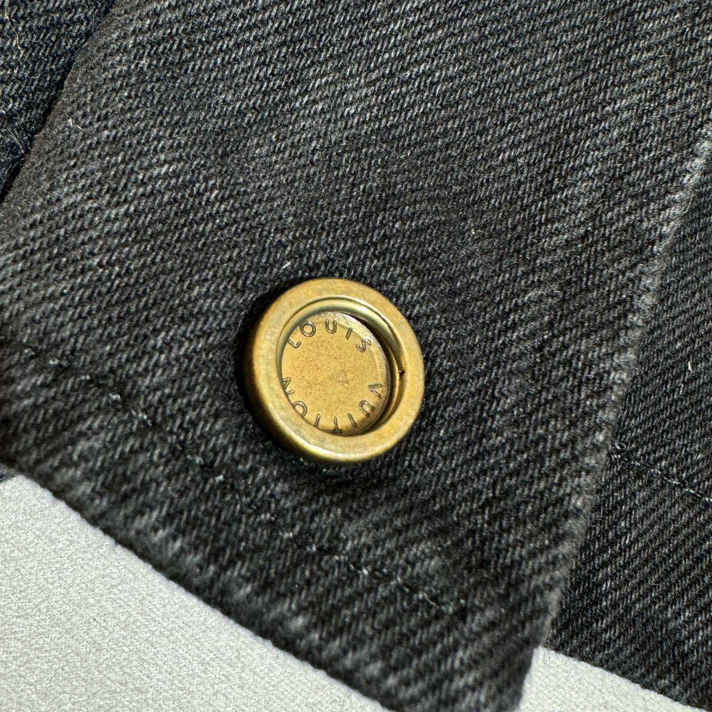 Louis Vuitton Workwear Denim Jacket   1AFVA6 - DopestKickz