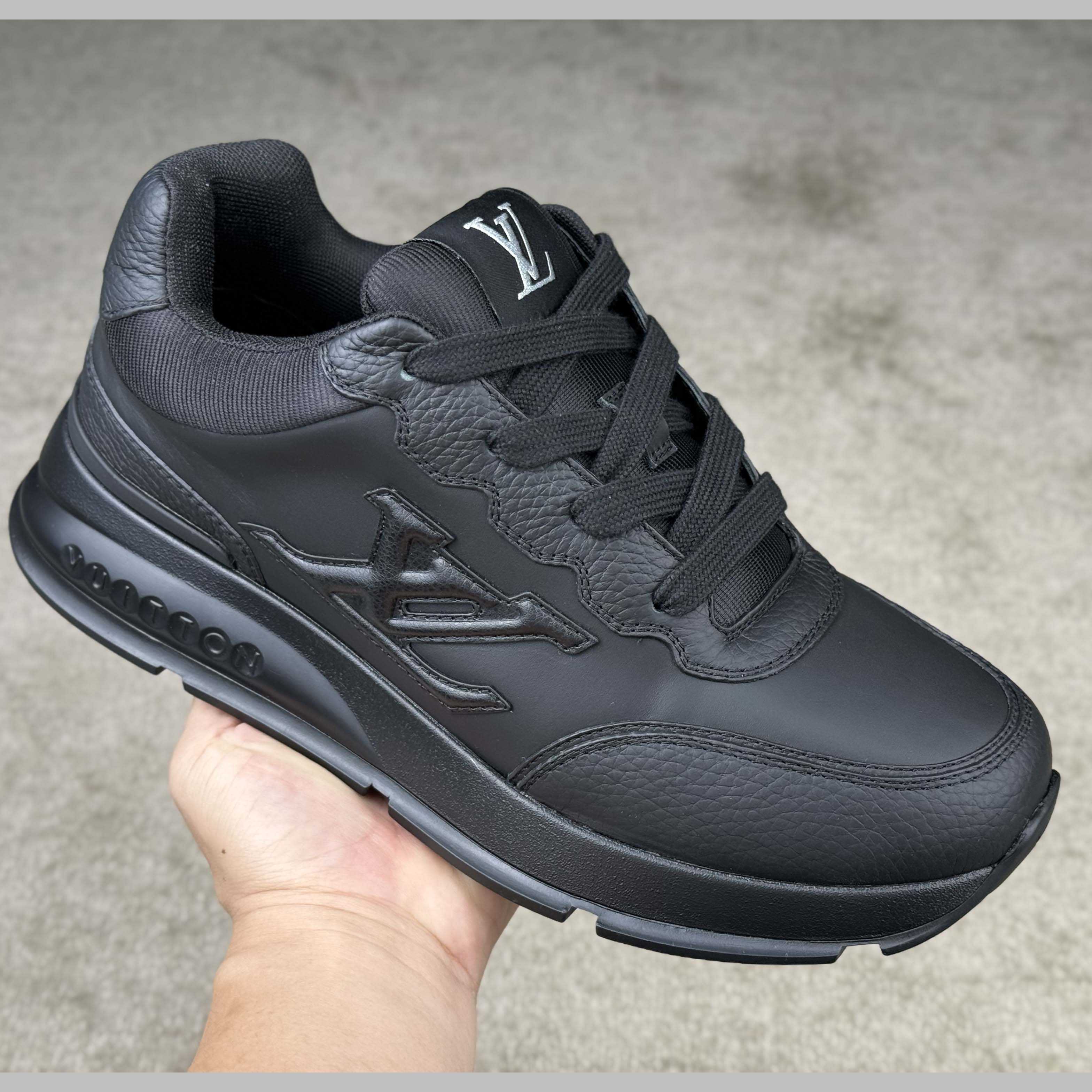 Louis Vuitton LV Classic Sneaker   1AHST3 - DopestKickz