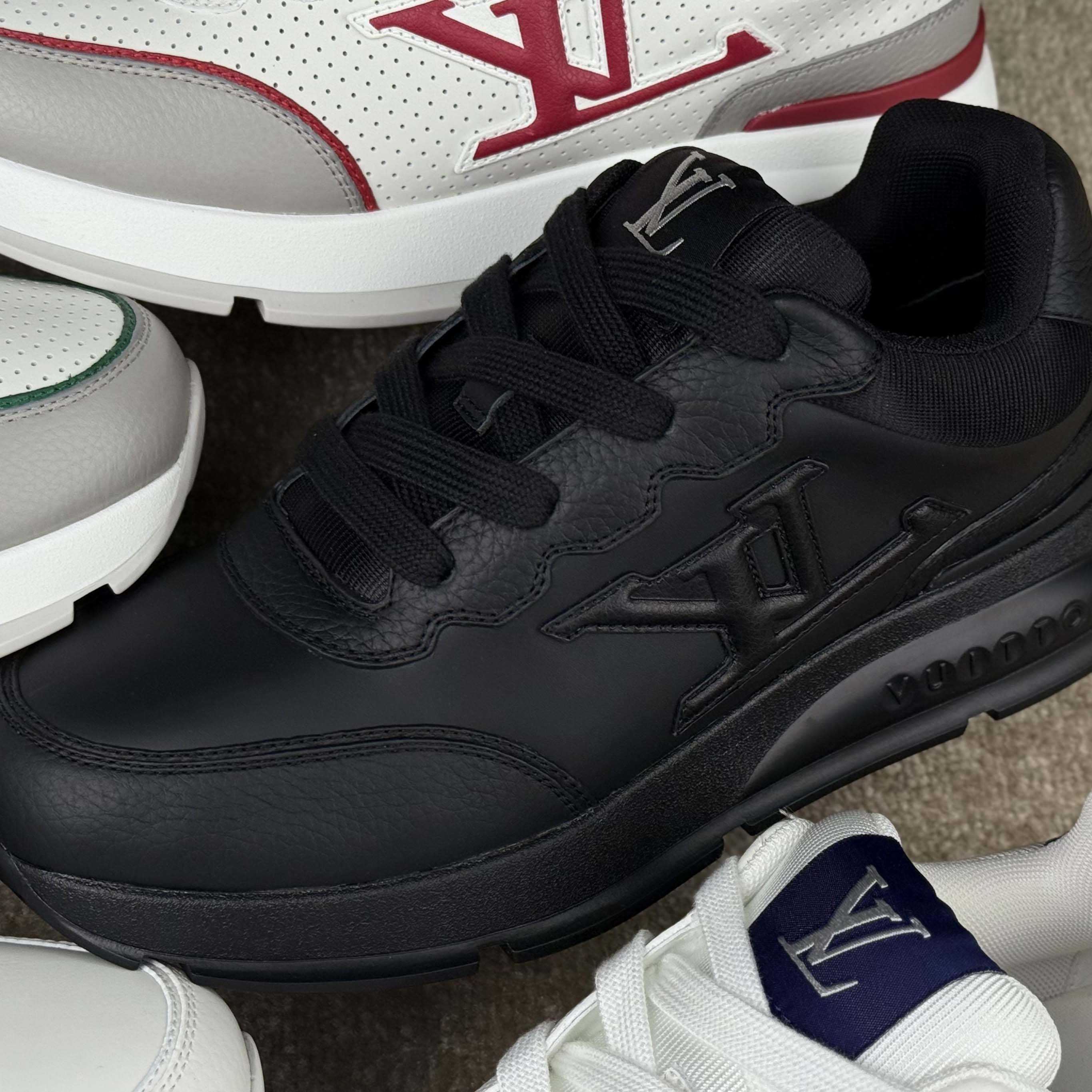 Louis Vuitton LV Classic Sneaker   1AHST3 - DopestKickz