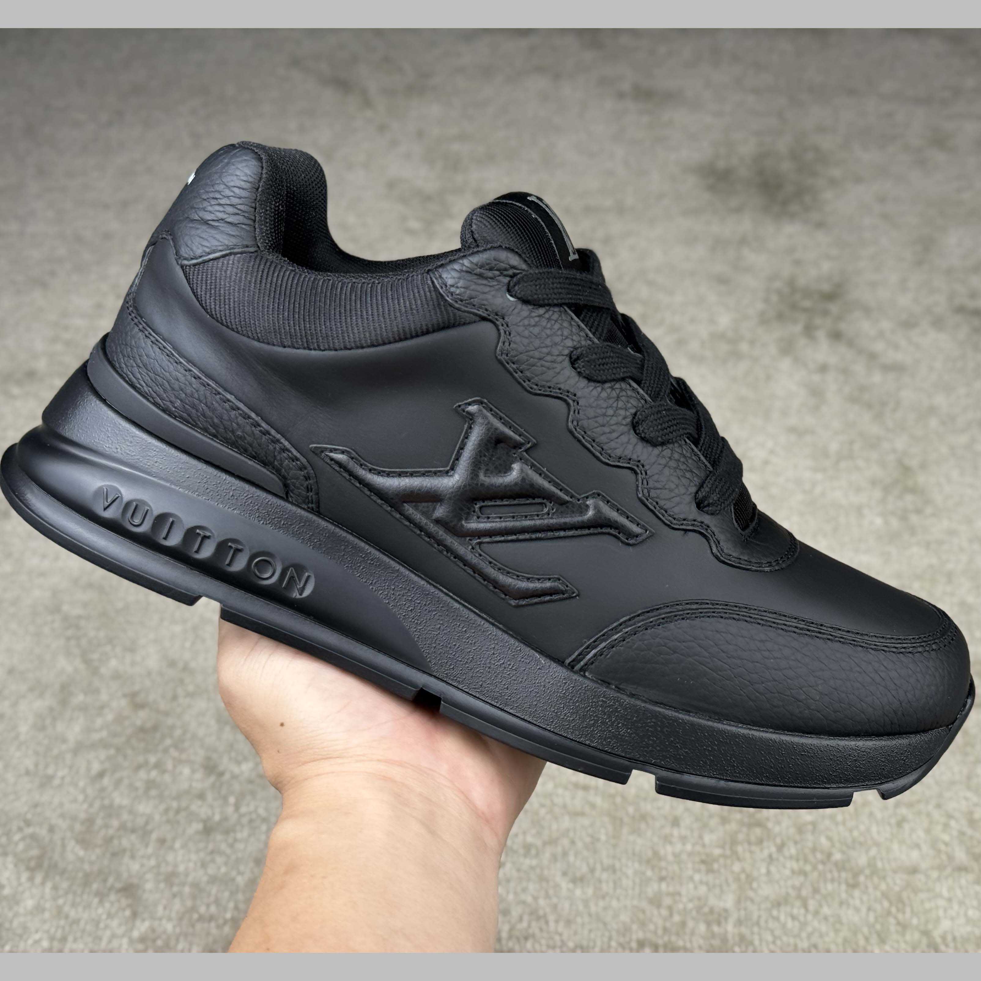 Louis Vuitton LV Classic Sneaker   1AHST3 - DopestKickz