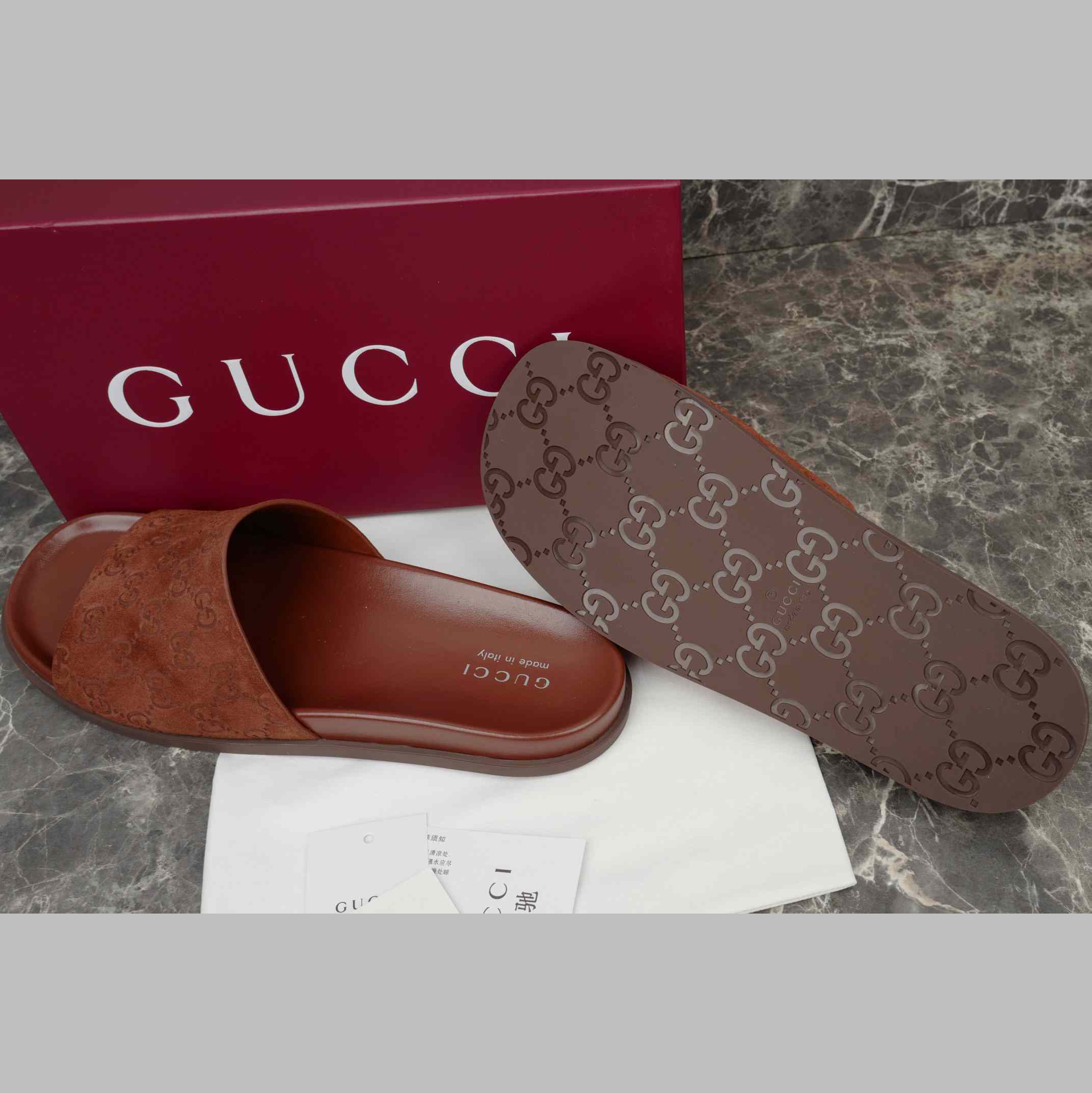 Gucci Men's Slide Sandal - DopestKickz