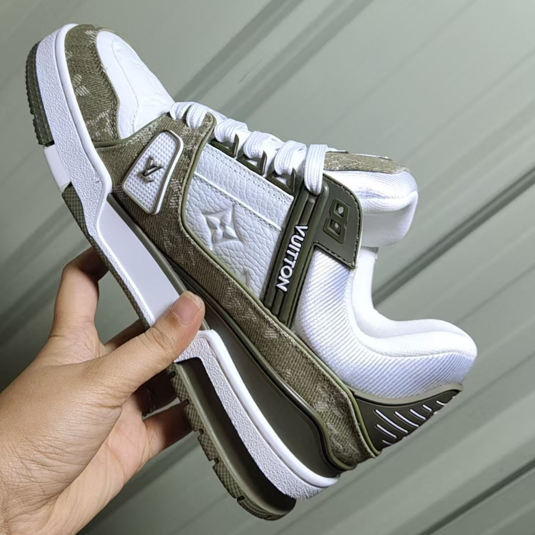 Louis Vuitton LV Trainer Sneaker   1AIKN3 - DopestKickz