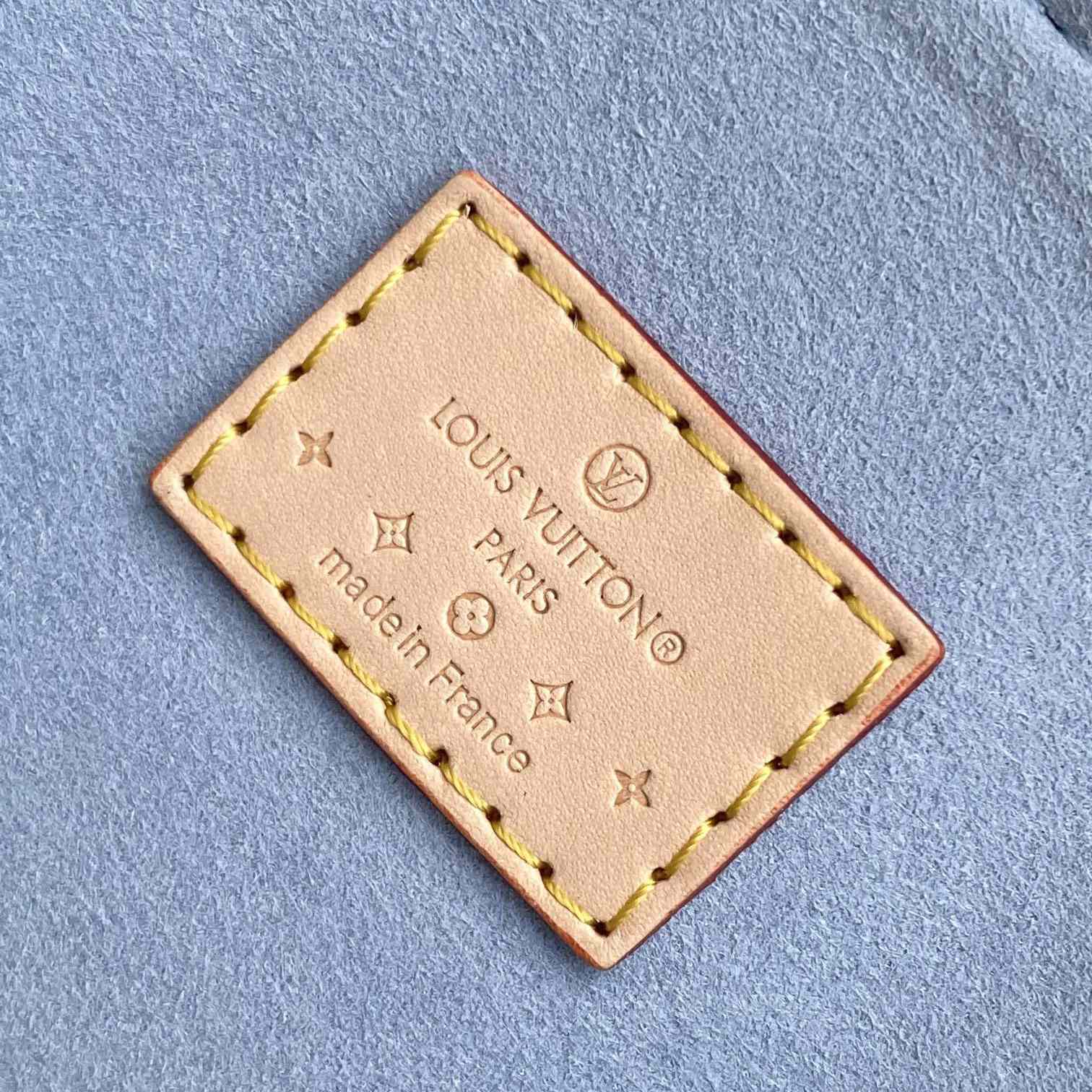 Louis Vuitton Nano Speedy Monogram Vernis Leather  16x10x7.5cm  M83000 - DopestKickz