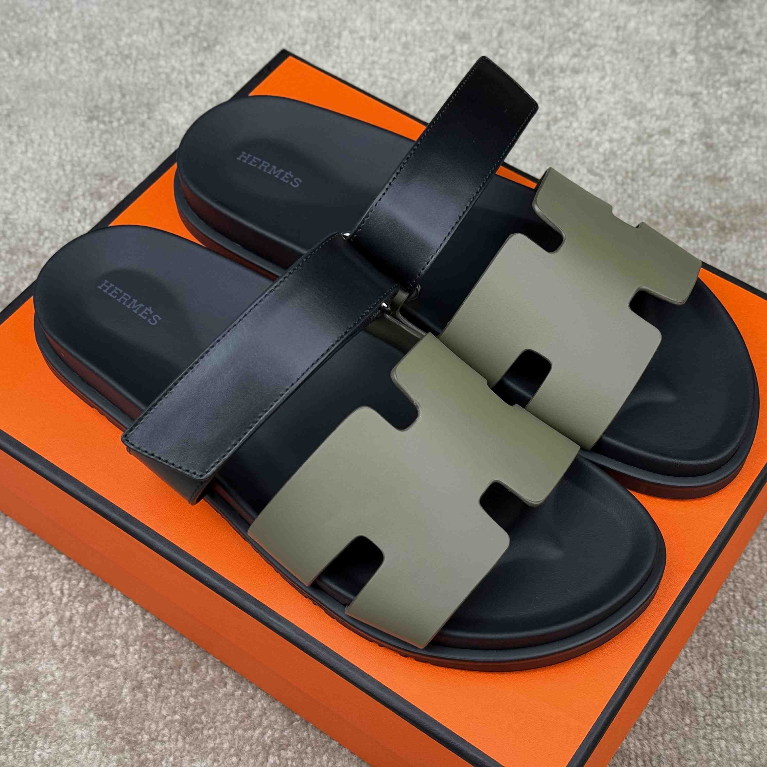 Hermes Chypre Sandal - DopestKickz