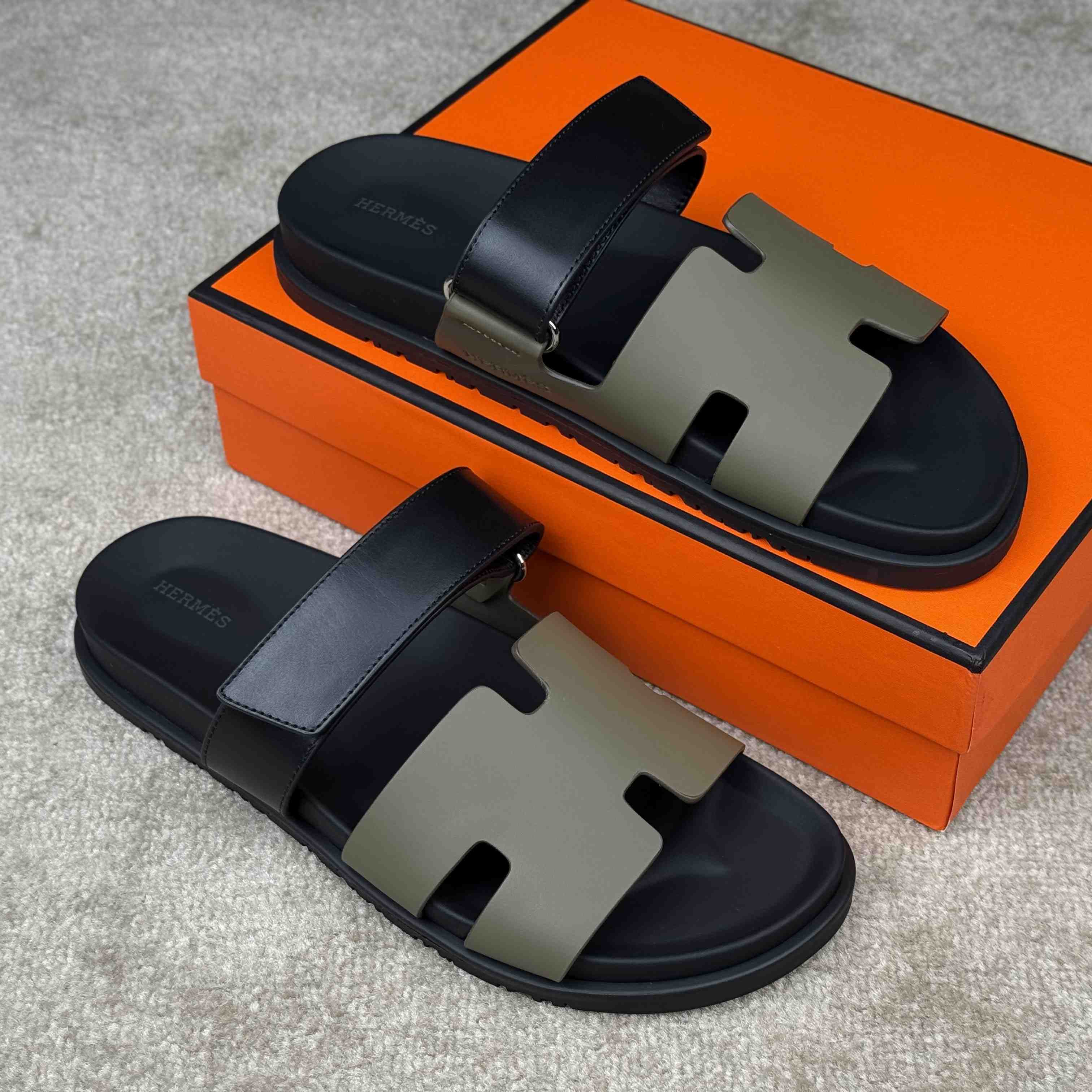 Hermes Chypre Sandal - DopestKickz
