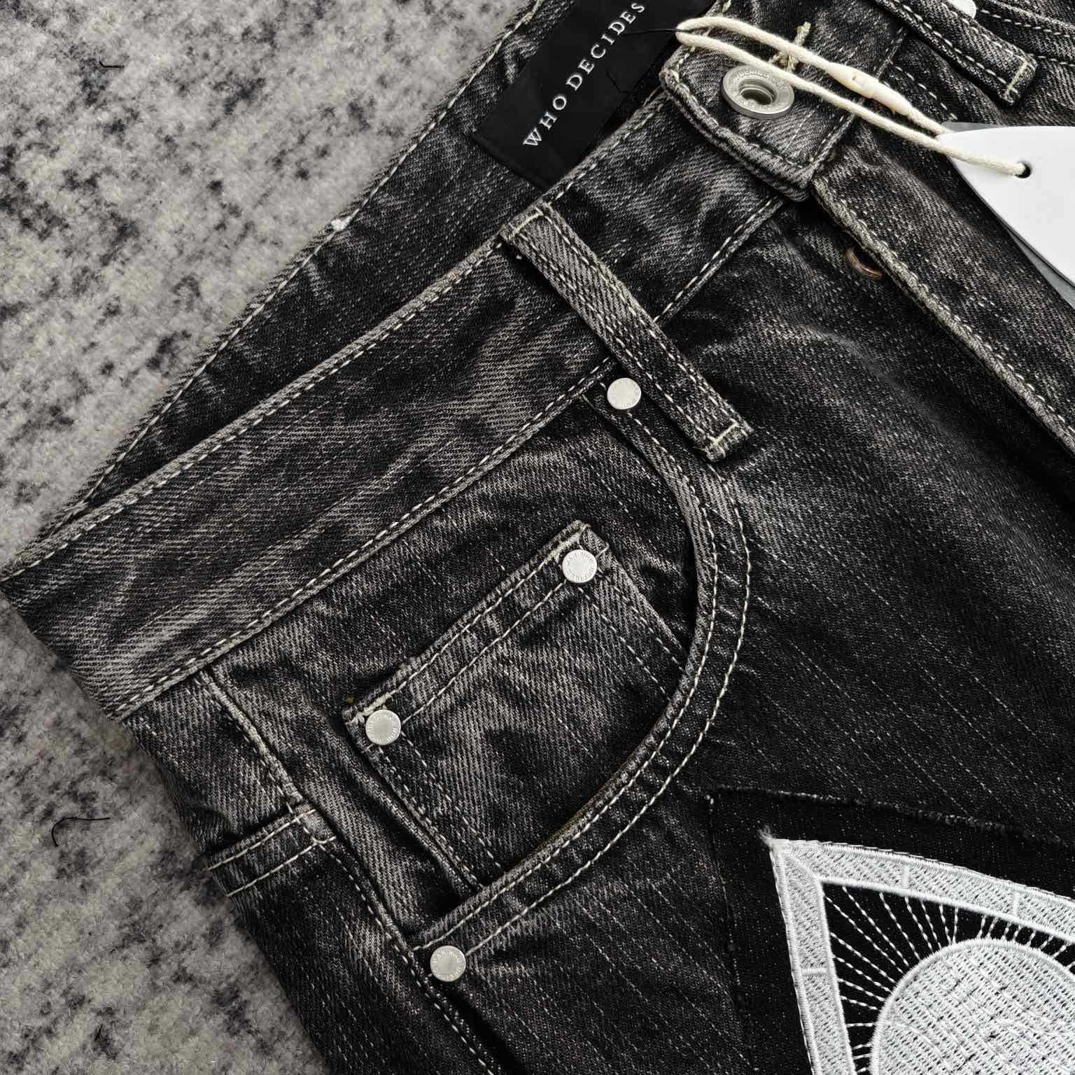 Who Decides War Motif Patched Jeans   701 - DopestKickz