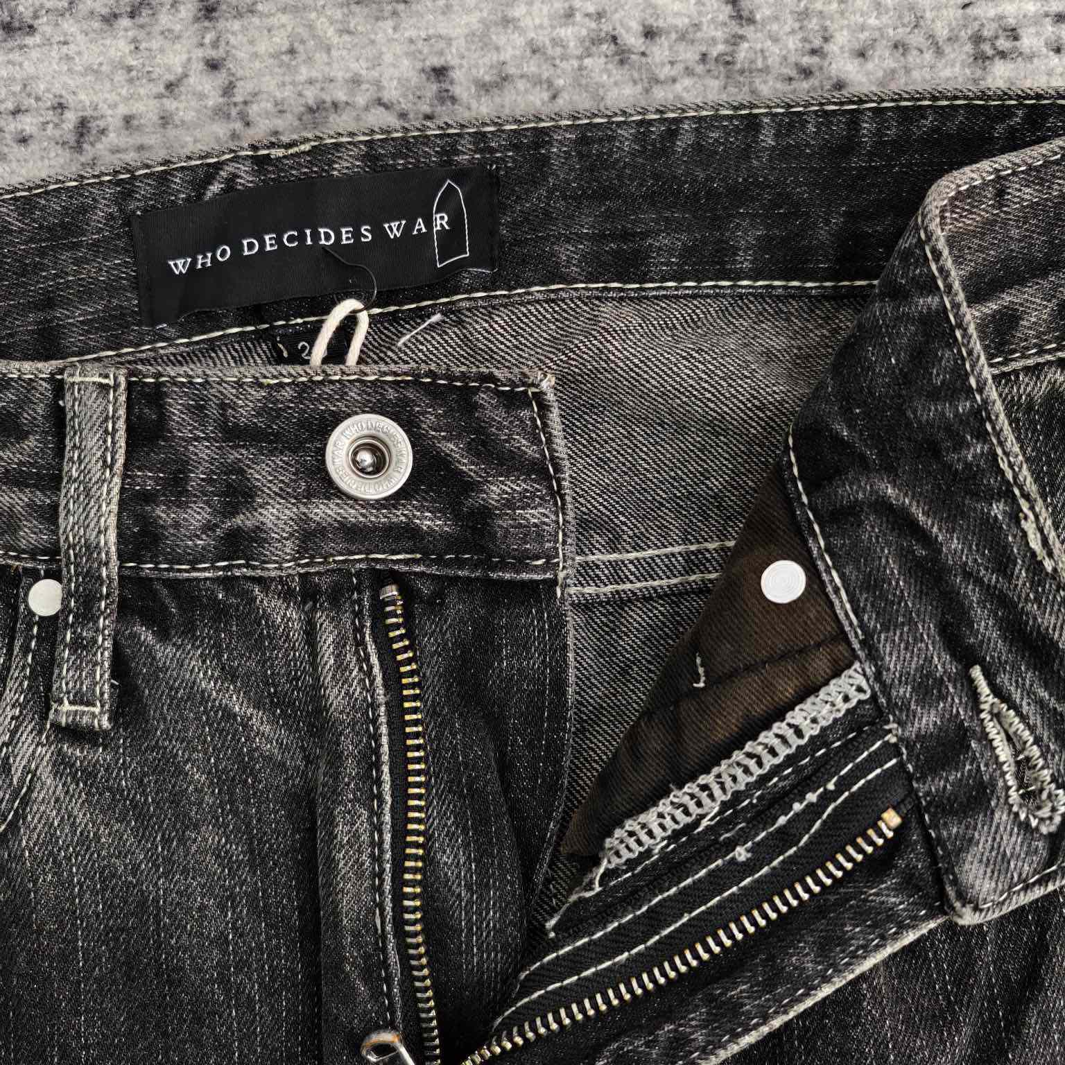 Who Decides War Motif Patched Jeans   701 - DopestKickz