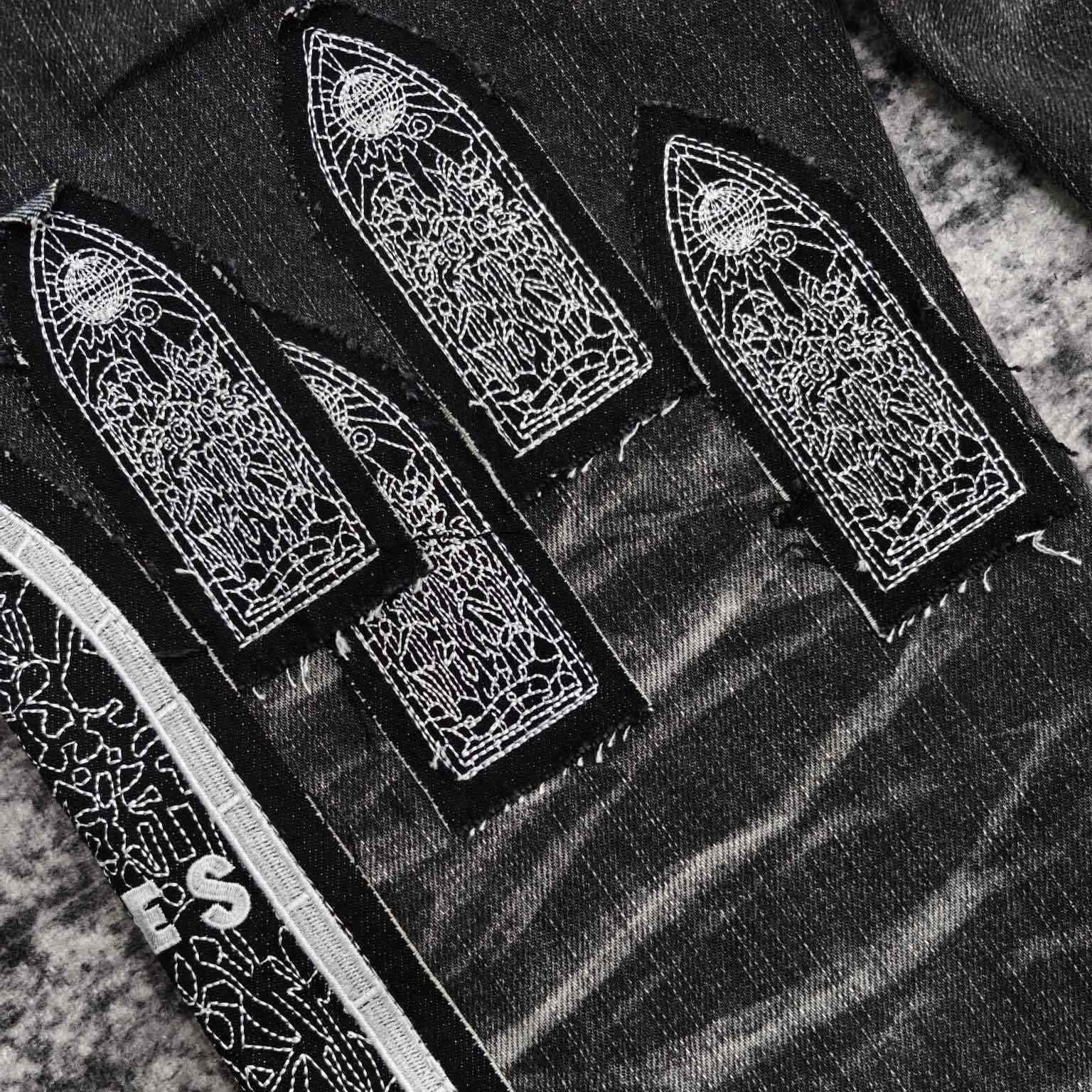 Who Decides War Motif Patched Jeans   701 - DopestKickz