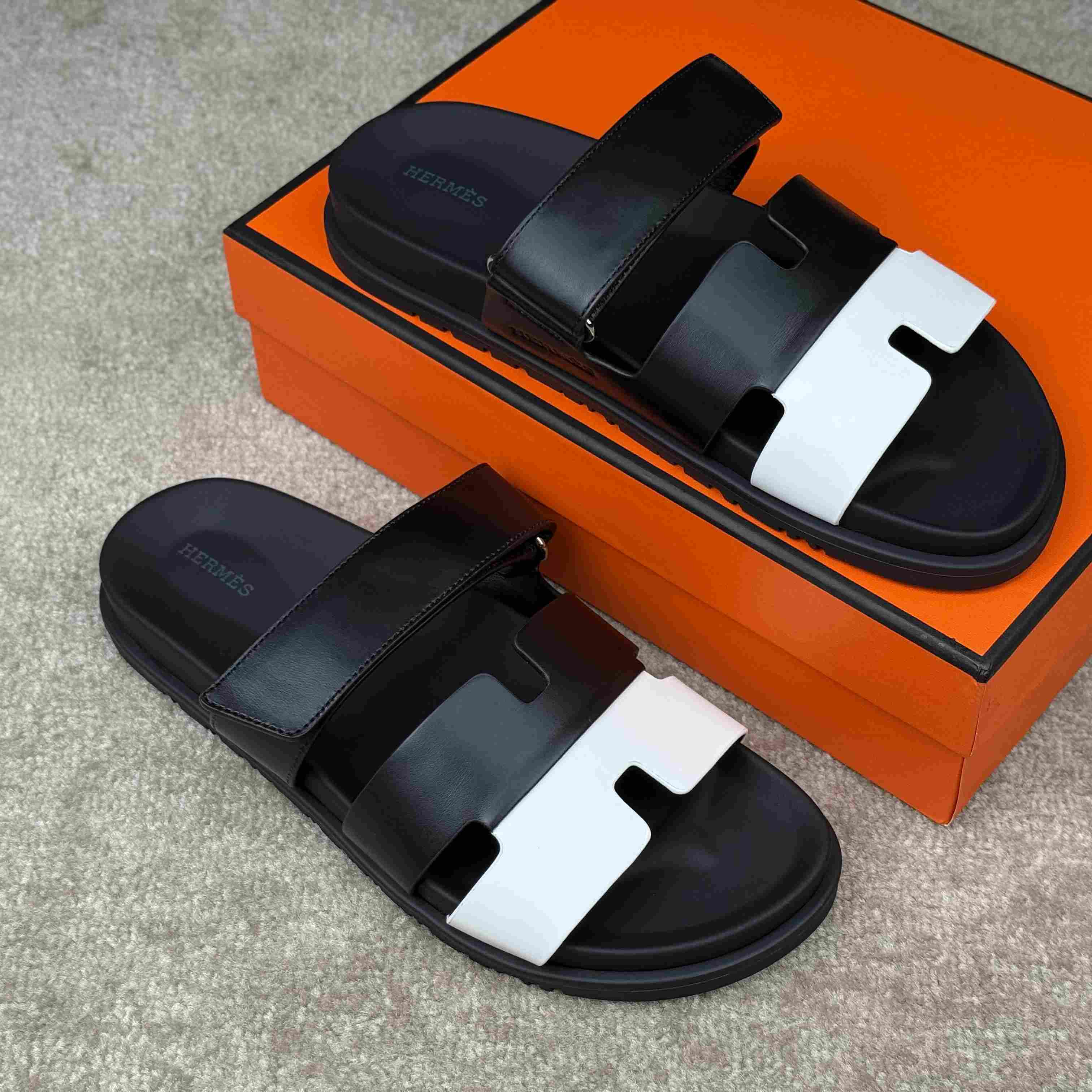Hermes Chypre Sandal - DopestKickz