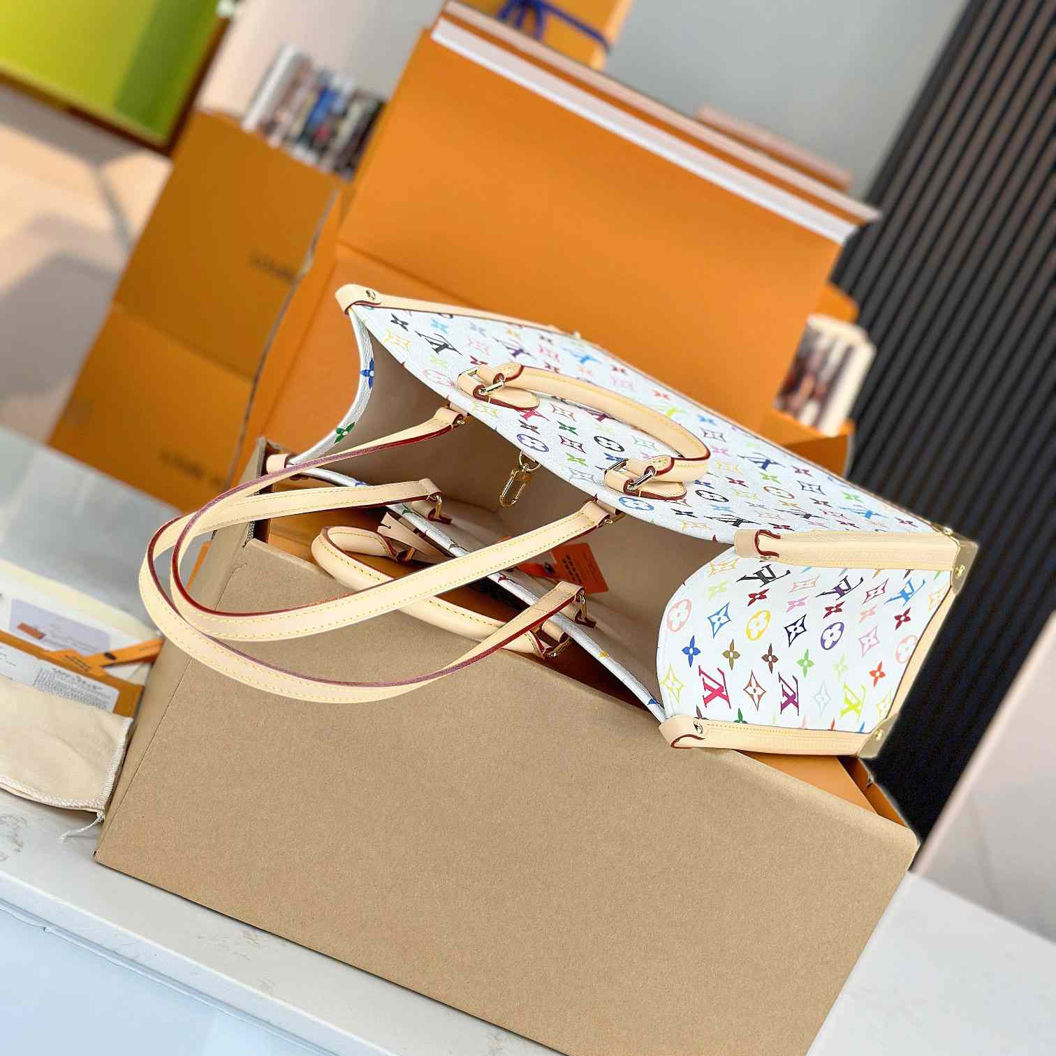 Louis Vuitton LV x TM OnTheGo MM   M13079 - DopestKickz