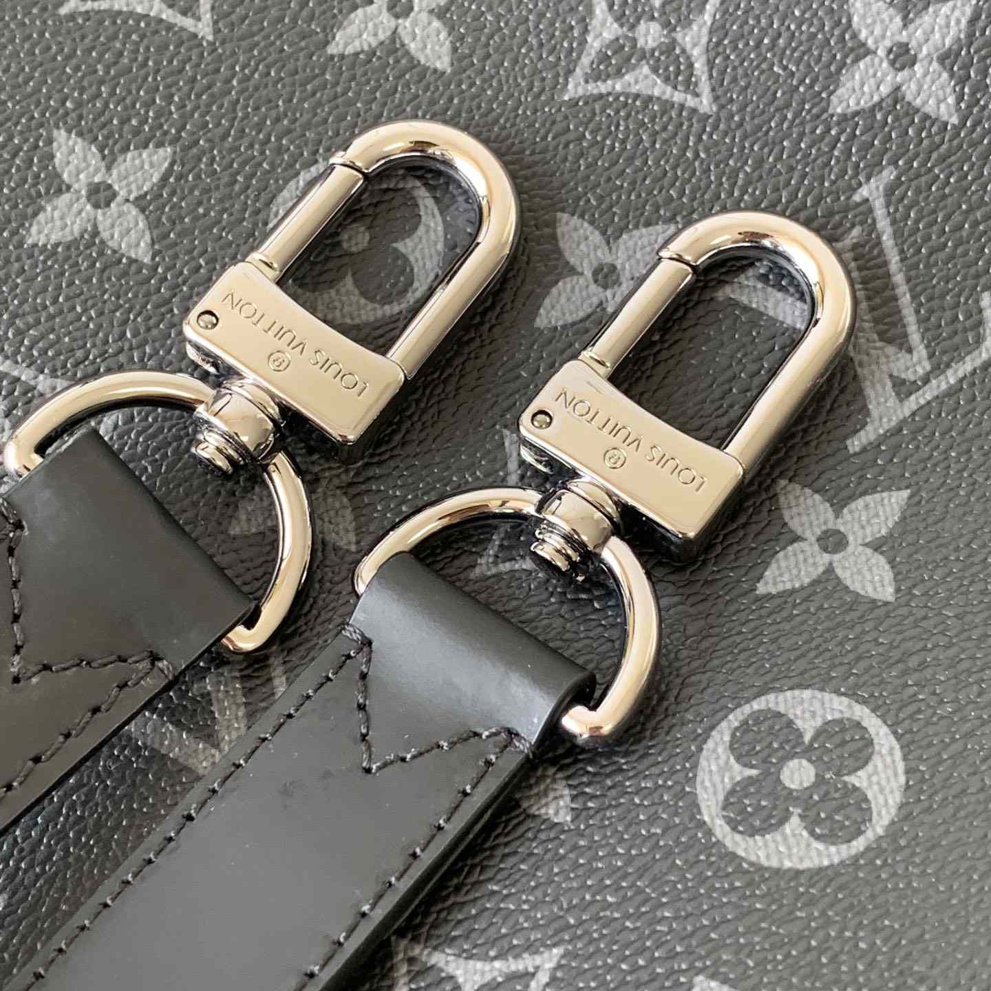 Louis Vuitton Monogram Eclipse Briefcase  39x28x11cm  M40566 - DopestKickz