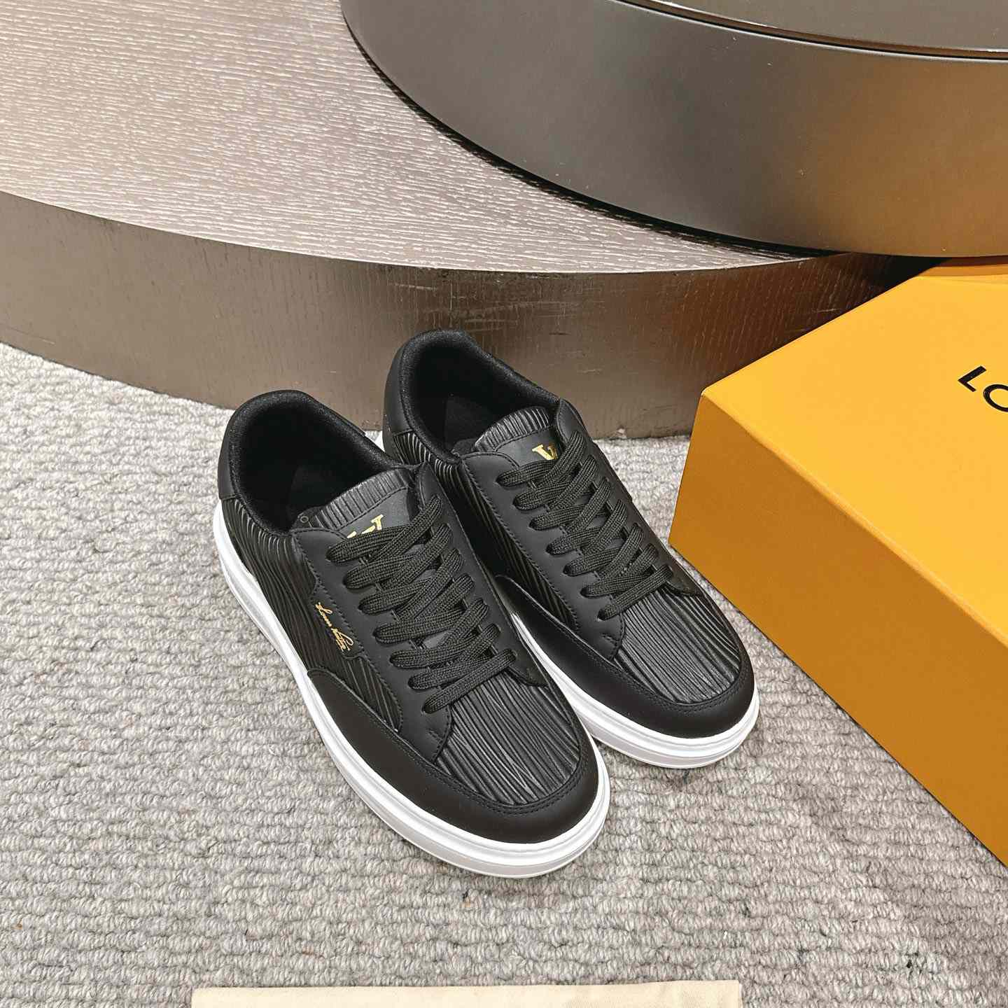 Louis Vuitton Beverly Hills Sneaker   1AD9U4 - DopestKickz