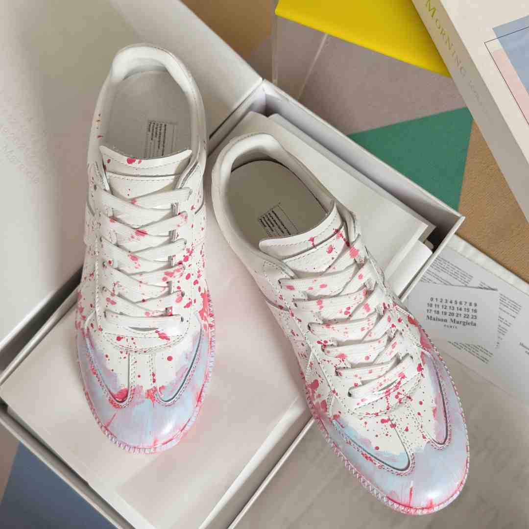 Maison Margiela Replica 'Paint Splatter - White Red' - DopestKickz