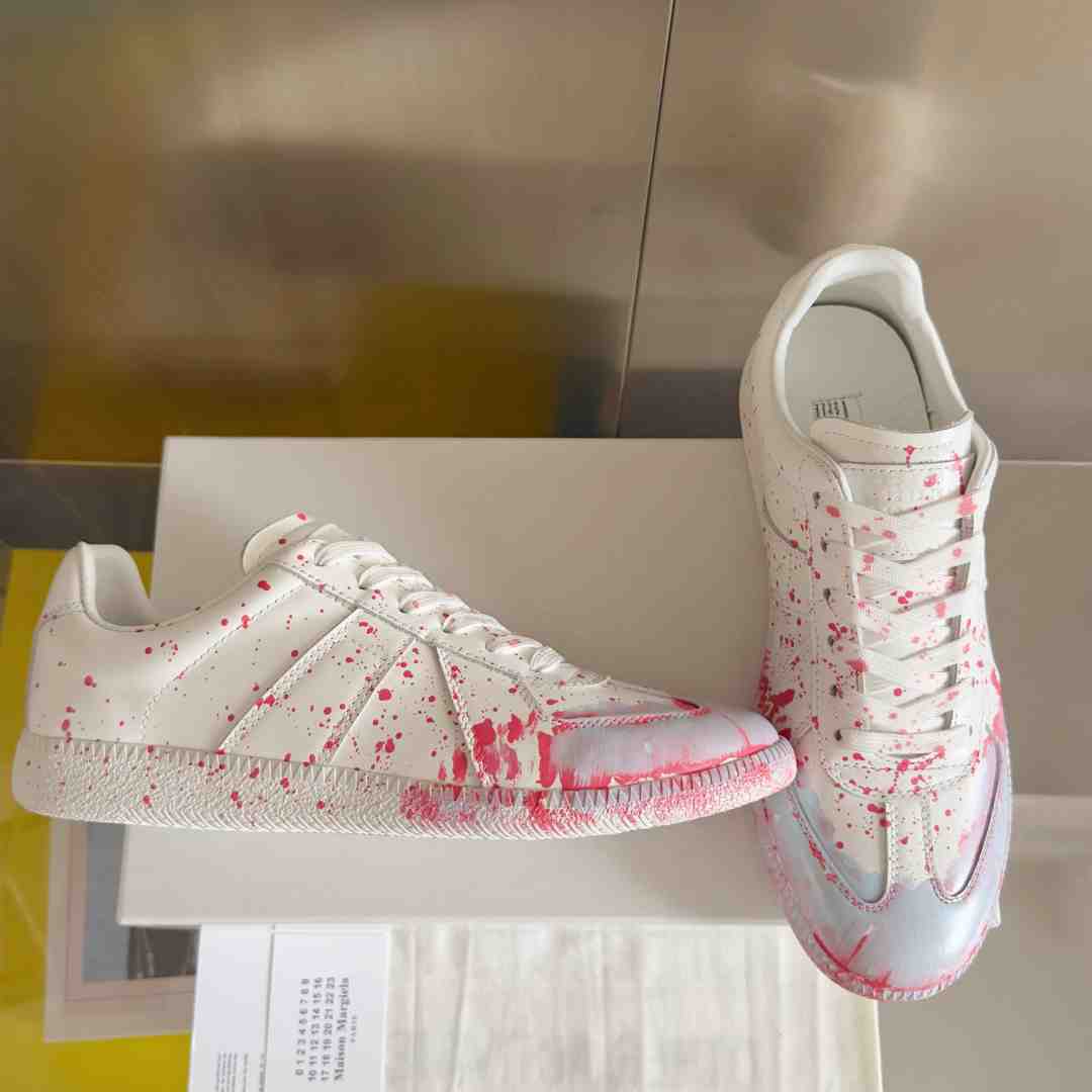 Maison Margiela Replica 'Paint Splatter - White Red' - DopestKickz