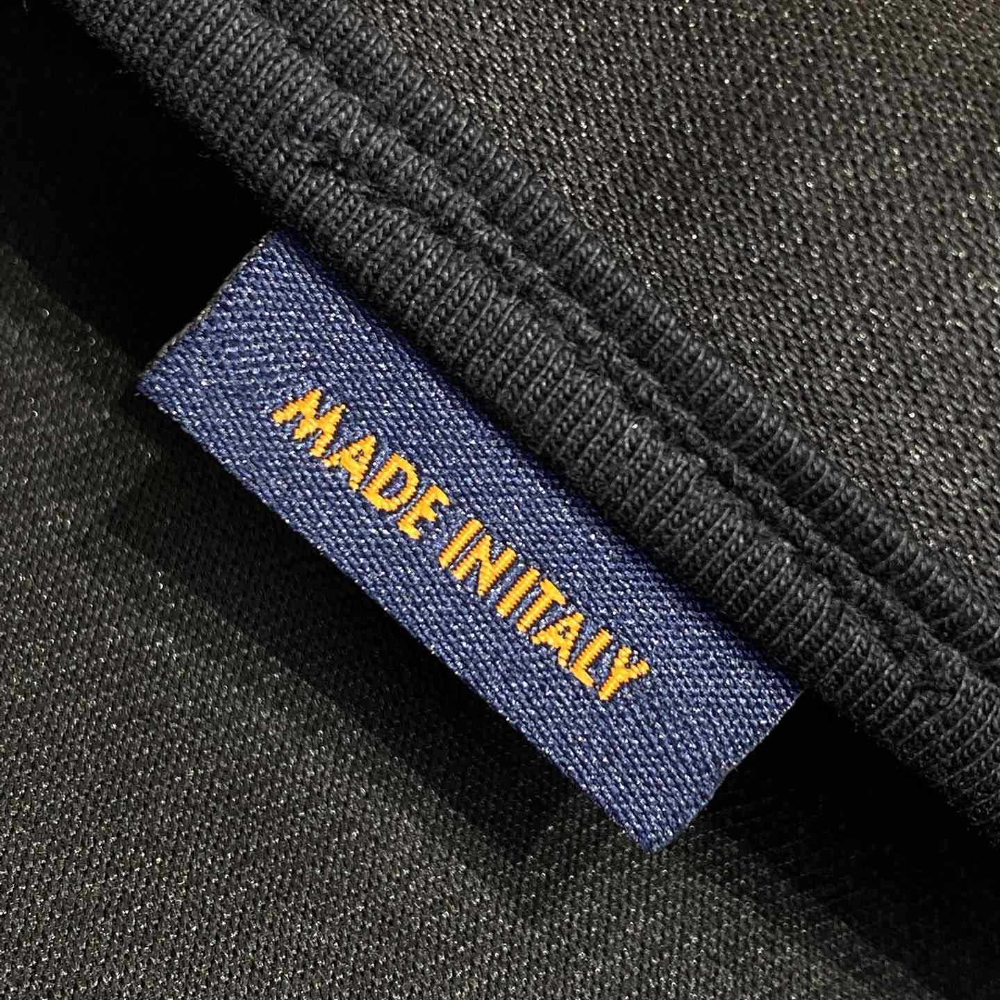 Louis Vuitton Preppy Relaxed Blazer   1AGTIP - DopestKickz