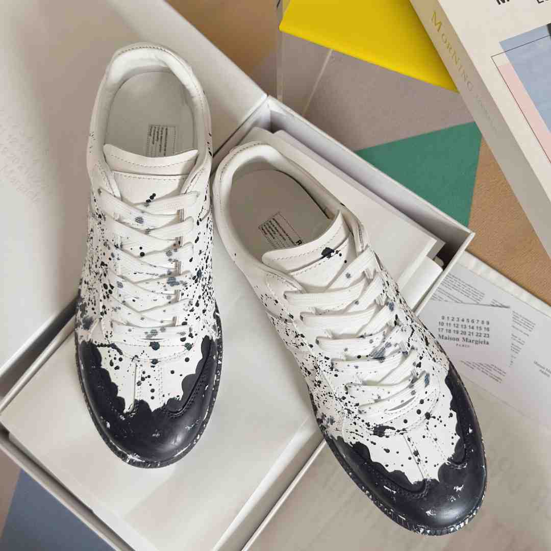 Maison Margiela Replica 'Paint Splatter - White Black' - DopestKickz