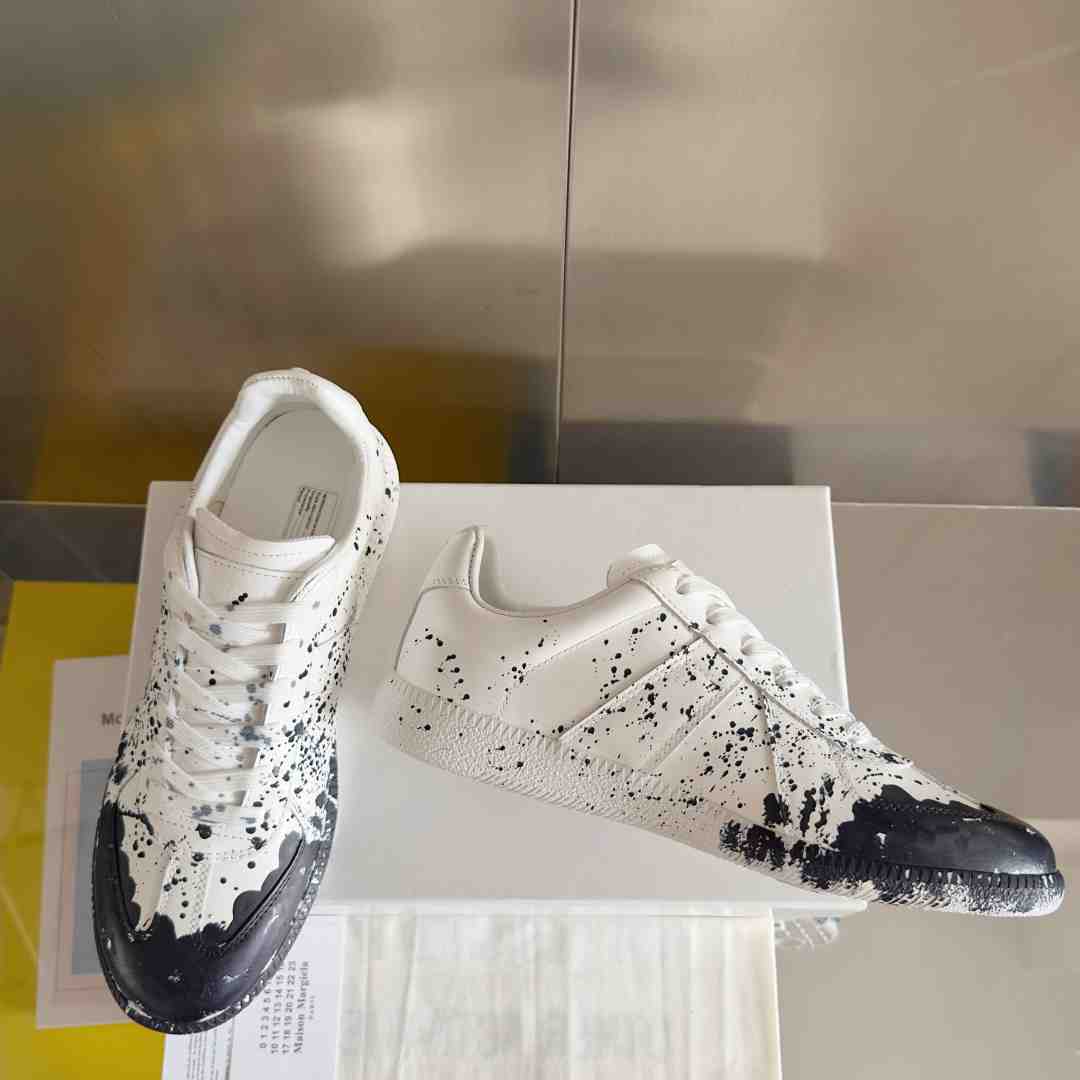 Maison Margiela Replica 'Paint Splatter - White Black' - DopestKickz
