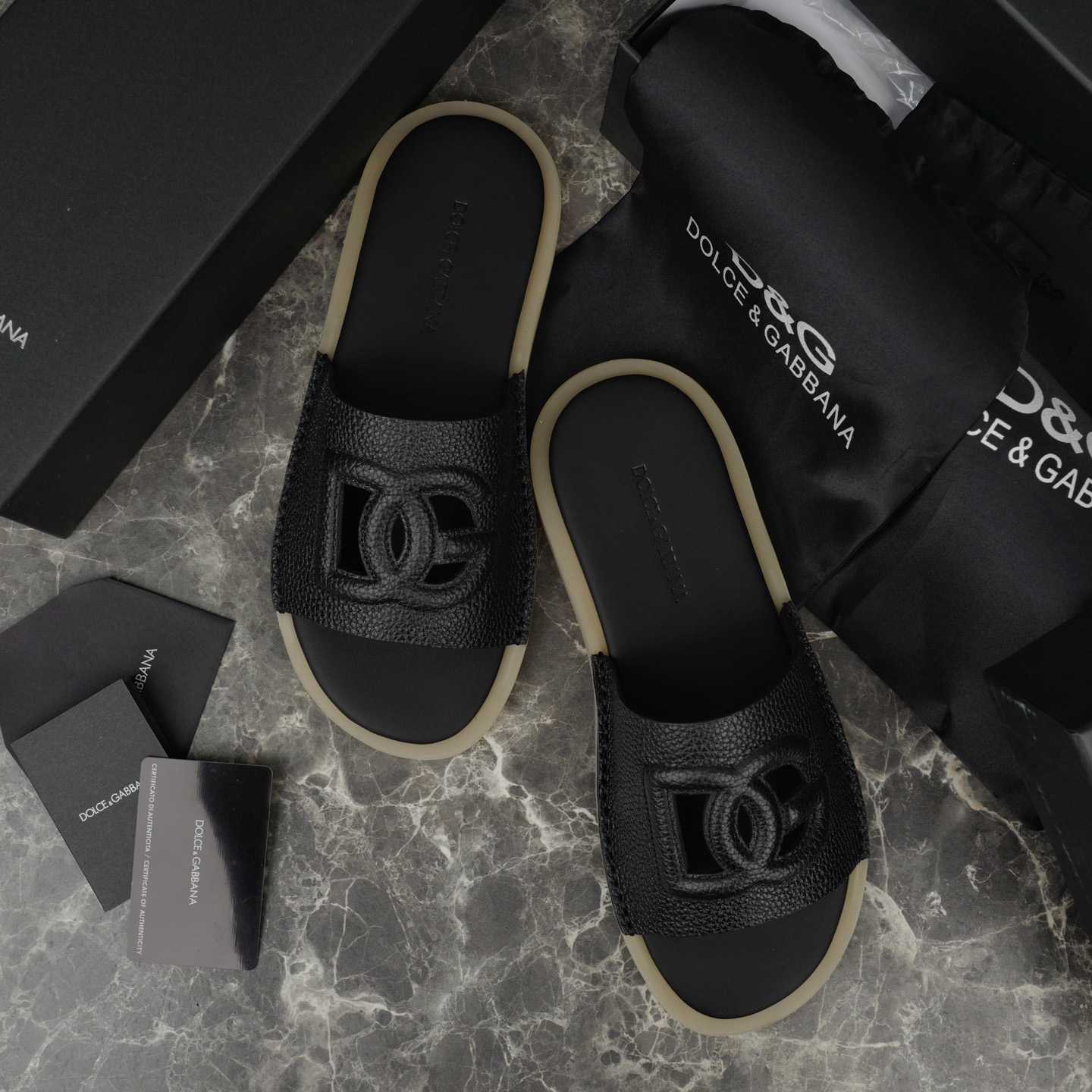 Dolce & Gabbana Black Leather Sliders - DopestKickz