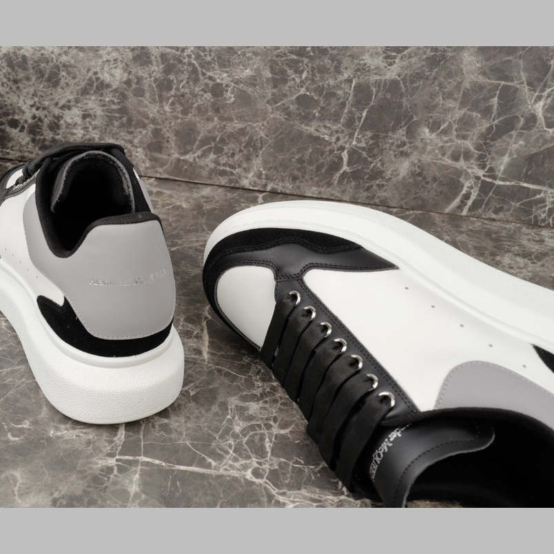 Alexander McQueen Oversized Sneaker 'Black White Grey' - DopestKickz