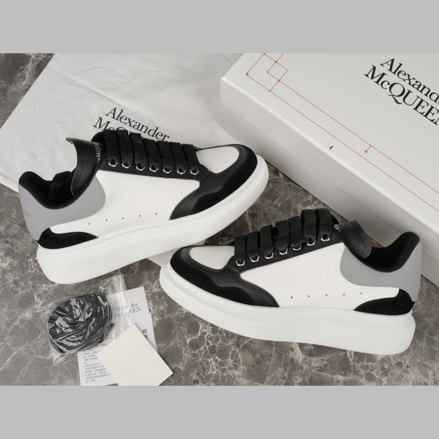 Alexander McQueen Oversized Sneaker 'Black White Grey' - DopestKickz