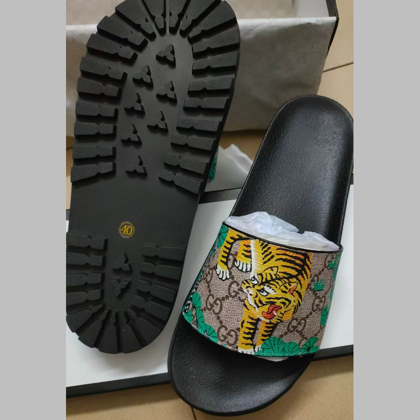 Gucci Men's Slide Sandal - DopestKickz