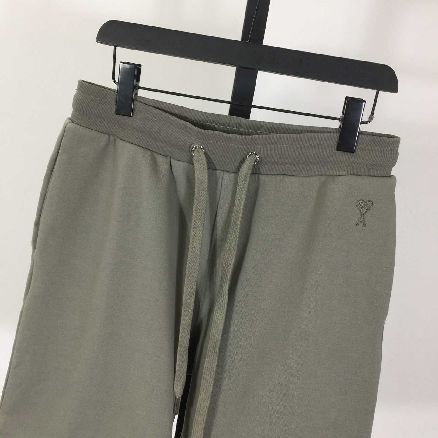 Ami De Embroidered Shorts - DopestKickz