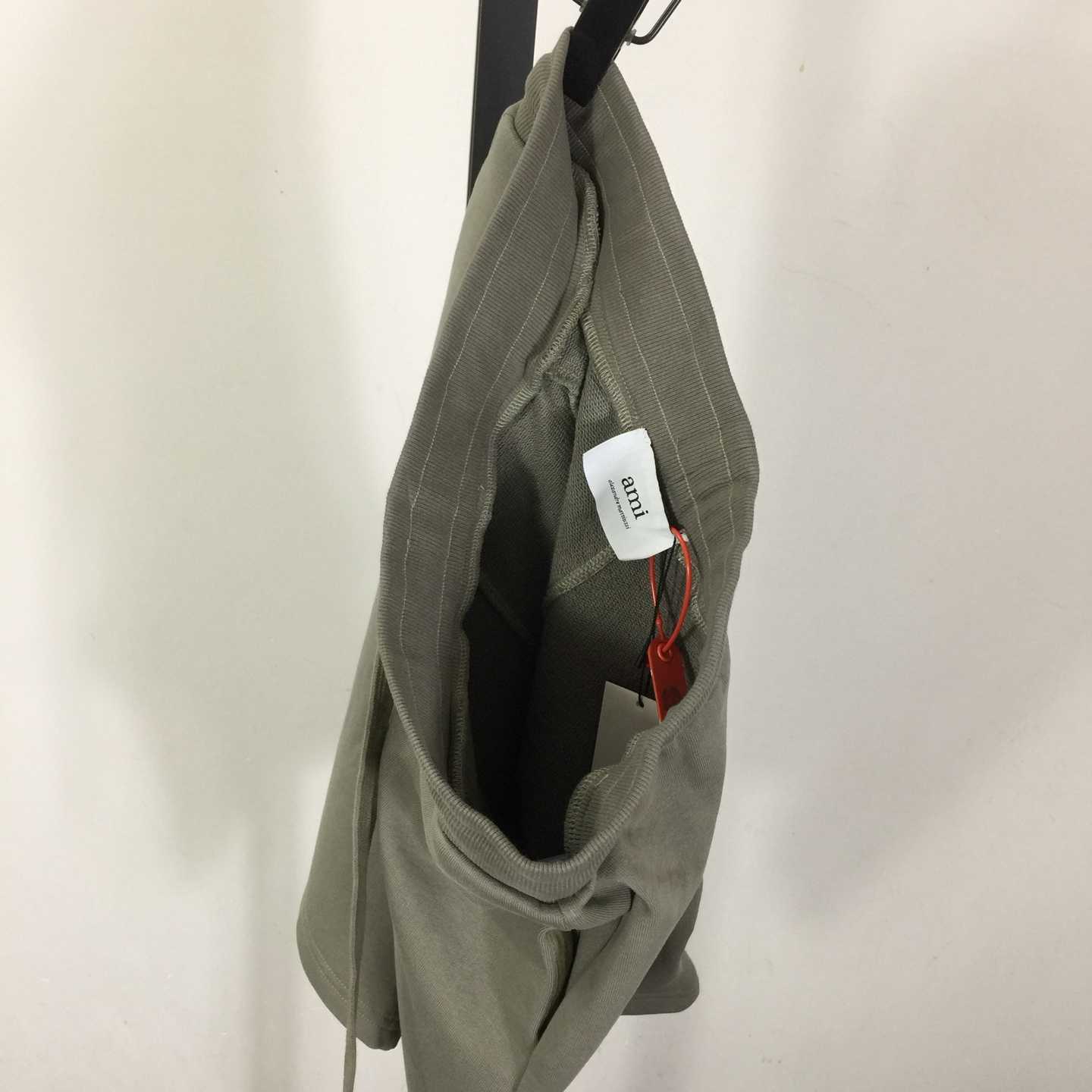 Ami De Embroidered Shorts - DopestKickz